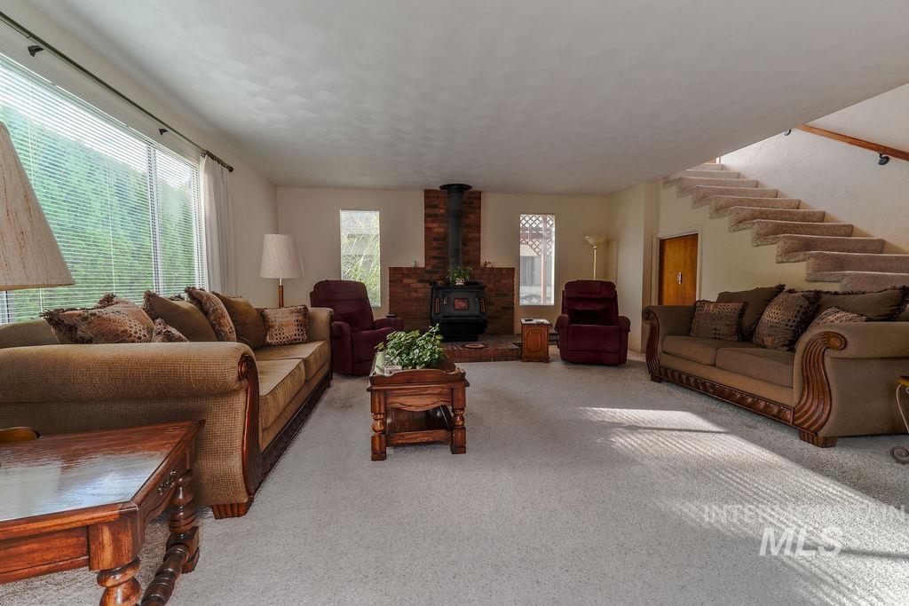 421 E Avenue E, Jerome, Idaho 83338, 4 Bedrooms, 2.5 Bathrooms, Residential For Sale, Price $349,999,MLS 99000054