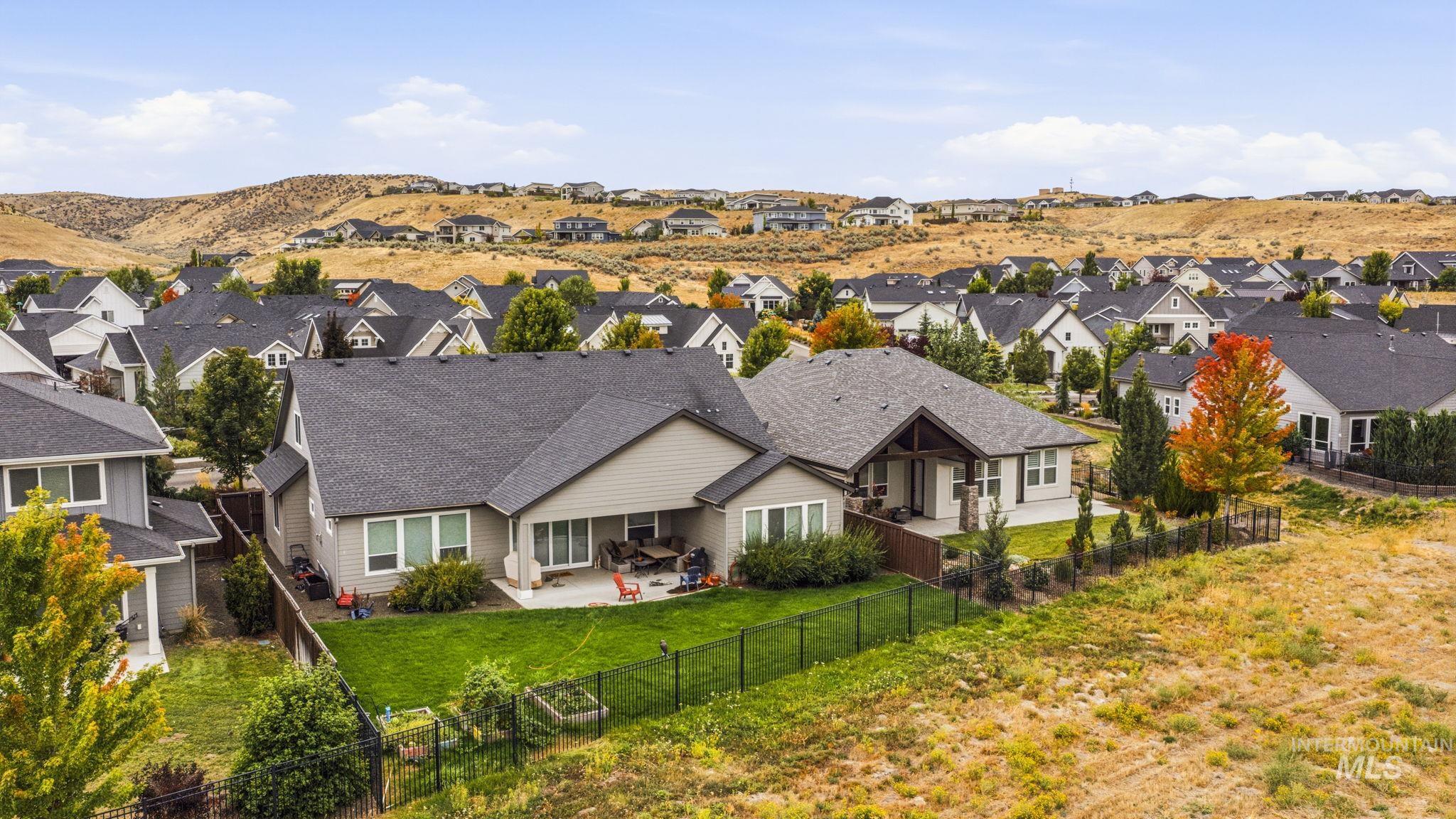 3936 W Farm View Drive, Boise, Idaho 83714, 3 Bedrooms, 2 Bathrooms, Residential For Sale, Price $999,000,MLS 99000056
