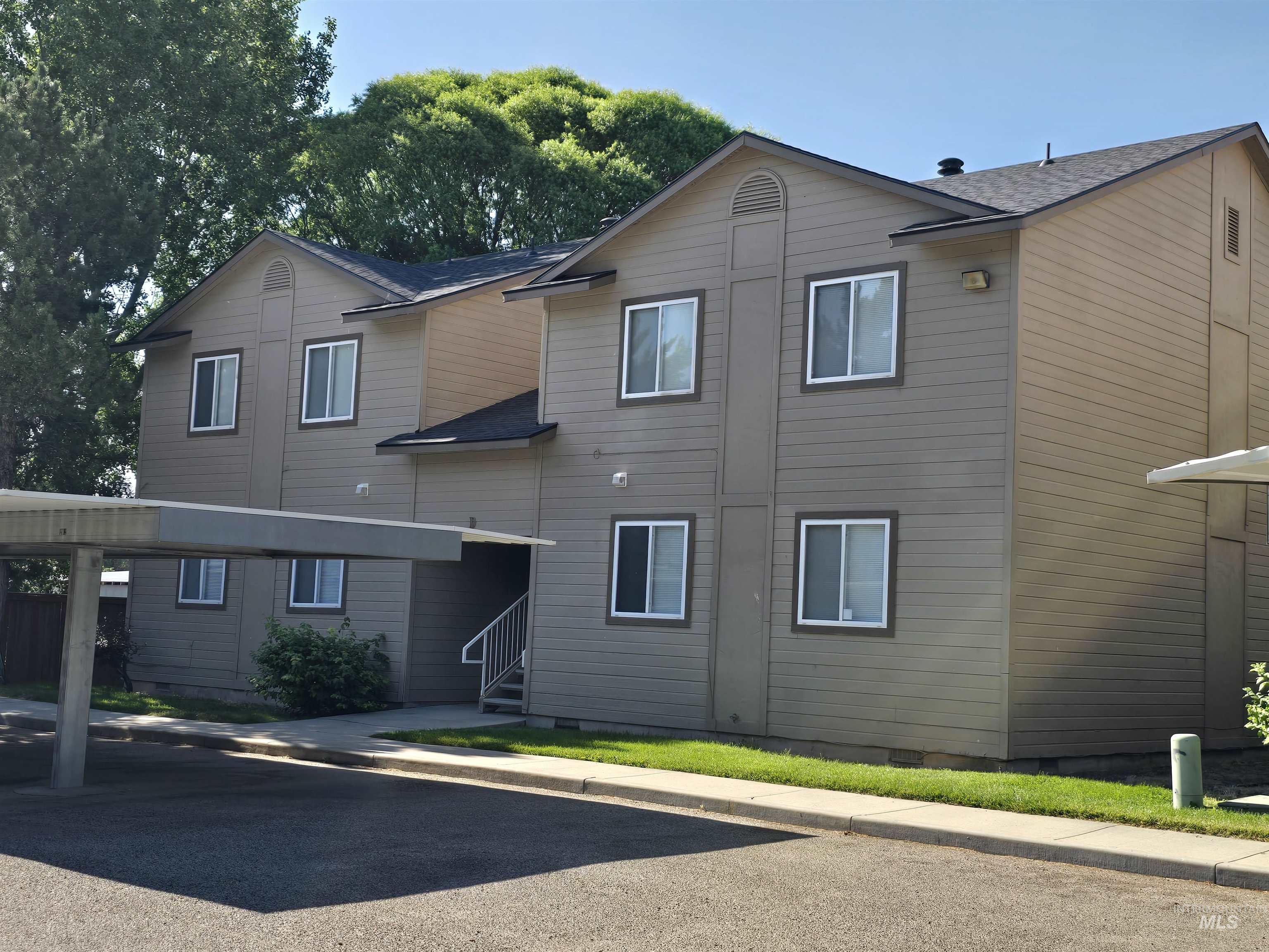750 S 5th W, Mountain Home, Idaho 83647, 2 Bedrooms, 2 Bathrooms, Residential Income For Sale, Price $720,000,MLS 99000062
