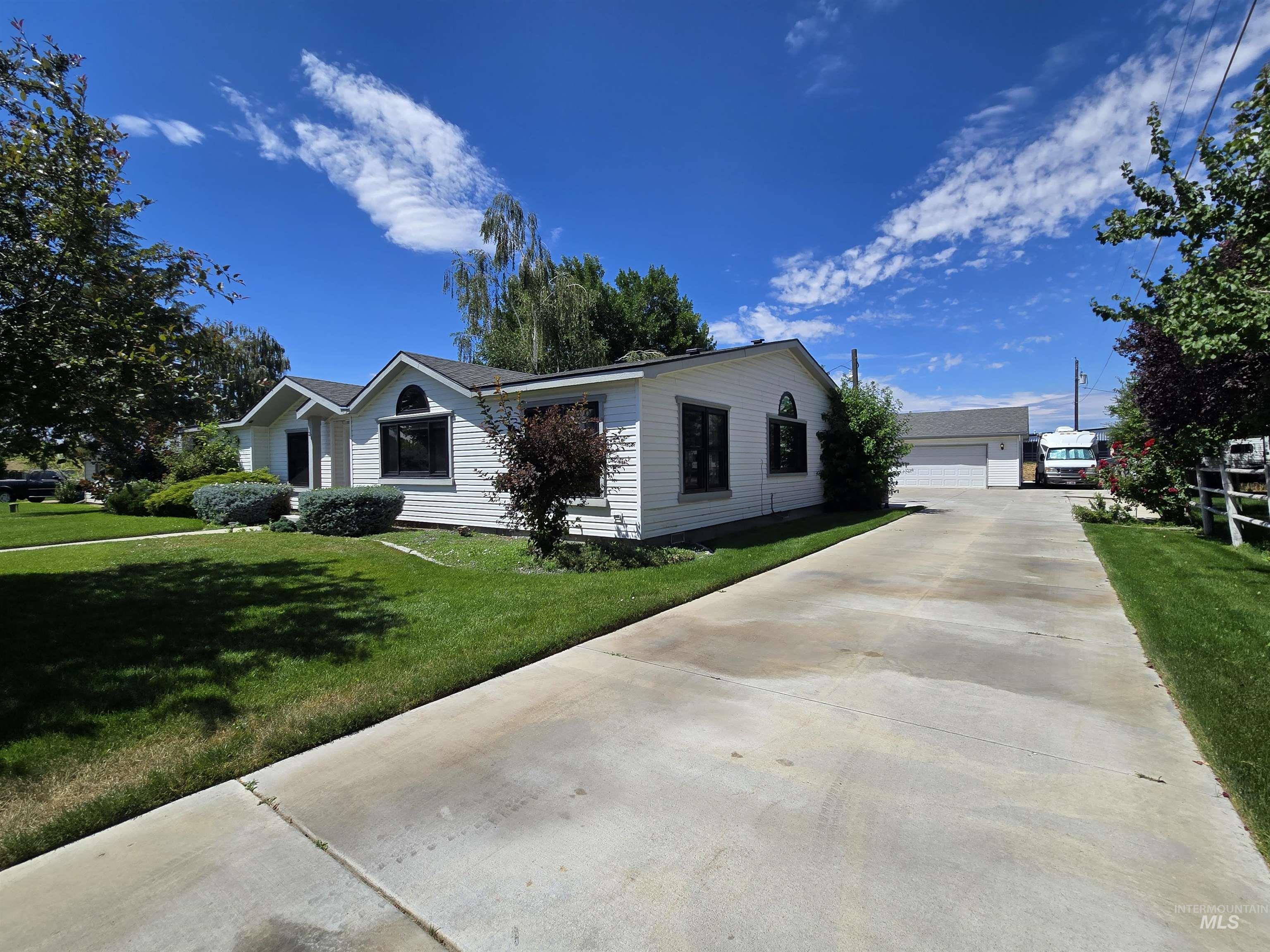 2134 Maple Court, Fruitland, Idaho 83619, 4 Bedrooms, 2 Bathrooms, Residential For Sale, Price $535,000,MLS 99000063