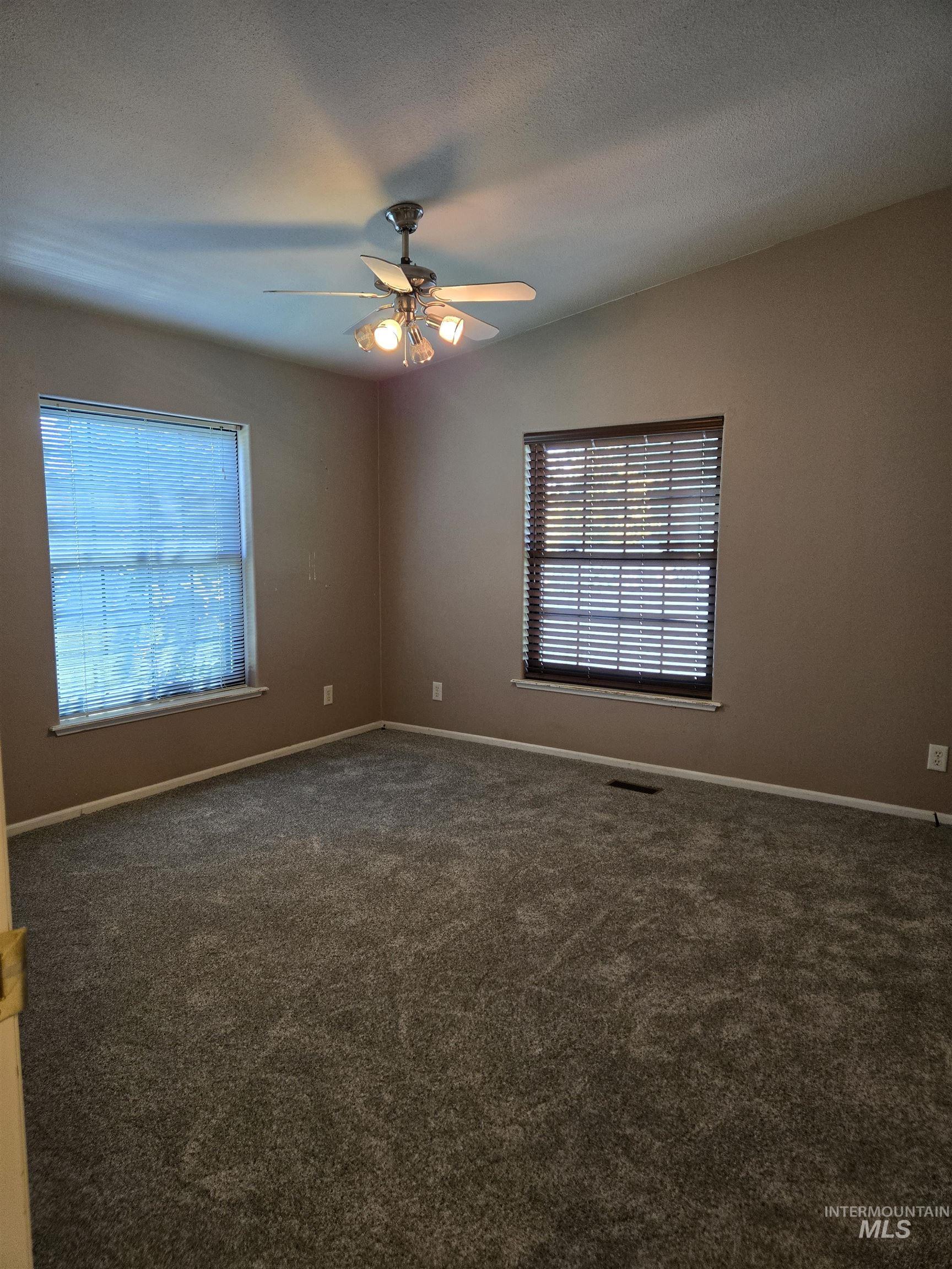 2134 Maple Court, Fruitland, Idaho 83619, 4 Bedrooms, 2 Bathrooms, Residential For Sale, Price $535,000,MLS 99000063
