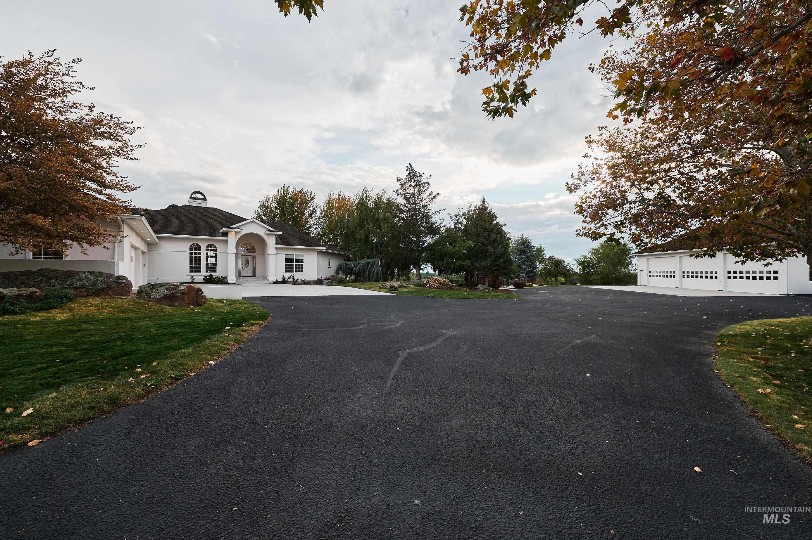 3931 N Triple Ridge Place, Eagle, Idaho 83616, 7 Bedrooms, 5.5 Bathrooms, Residential For Sale, Price $3,295,000,MLS 99000071