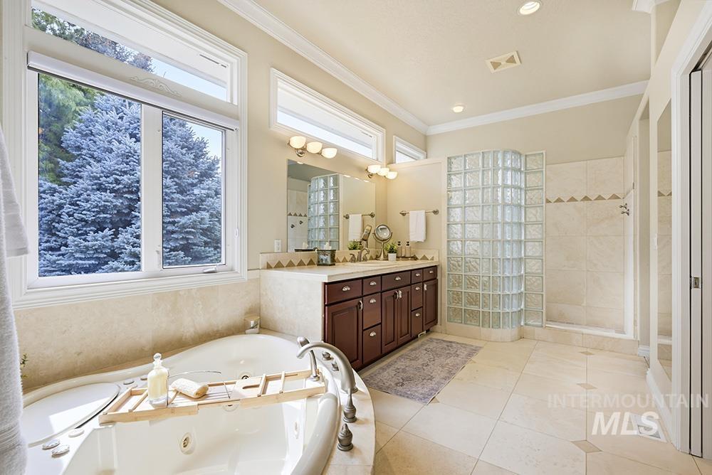 4601 W Brassie Ct, Meridian, Idaho 83646, 4 Bedrooms, 3.5 Bathrooms, Residential For Sale, Price $1,148,000, 99000072