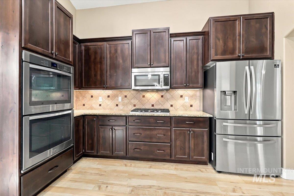 4923 W Torana St, Meridian, Idaho 83646, 3 Bedrooms, 2 Bathrooms, Residential For Sale, Price $529,900,MLS 99000073