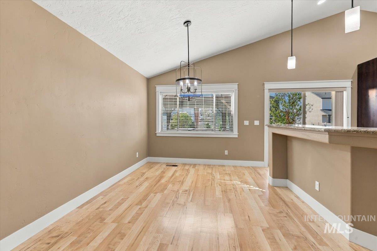 4923 W Torana St, Meridian, Idaho 83646, 3 Bedrooms, 2 Bathrooms, Residential For Sale, Price $529,900,MLS 99000073