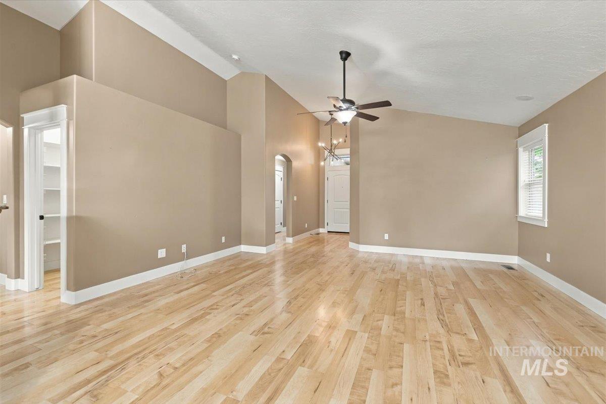 4923 W Torana St, Meridian, Idaho 83646, 3 Bedrooms, 2 Bathrooms, Residential For Sale, Price $529,900,MLS 99000073