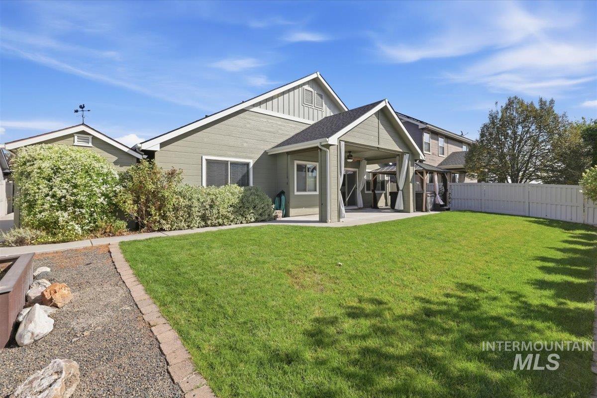 4923 W Torana St, Meridian, Idaho 83646, 3 Bedrooms, 2 Bathrooms, Residential For Sale, Price $529,900,MLS 99000073