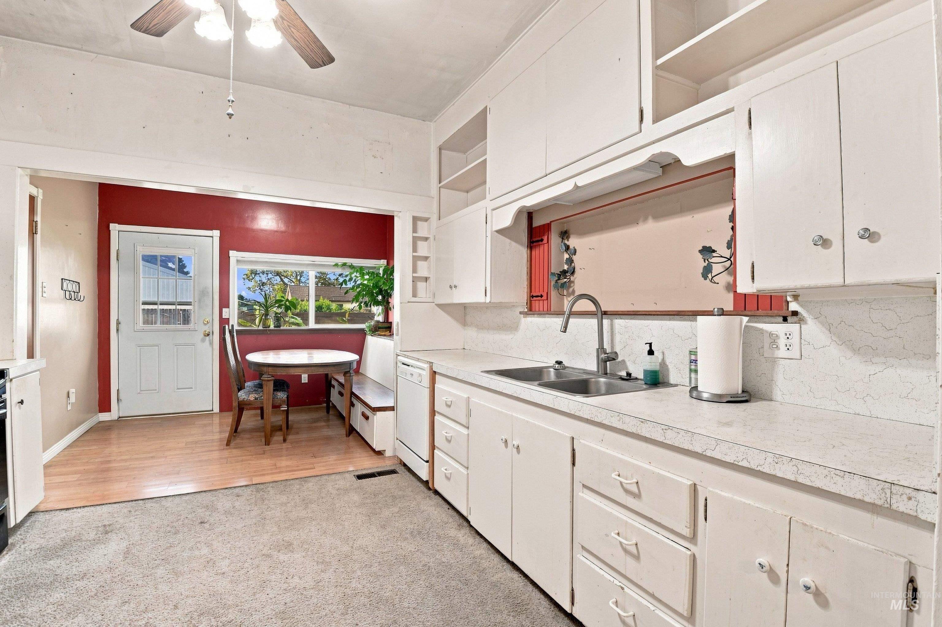 2302 Cherry Street, Caldwell, Idaho 83605, 4 Bedrooms, 2 Bathrooms, Residential For Sale, Price $299,900,MLS 99000076