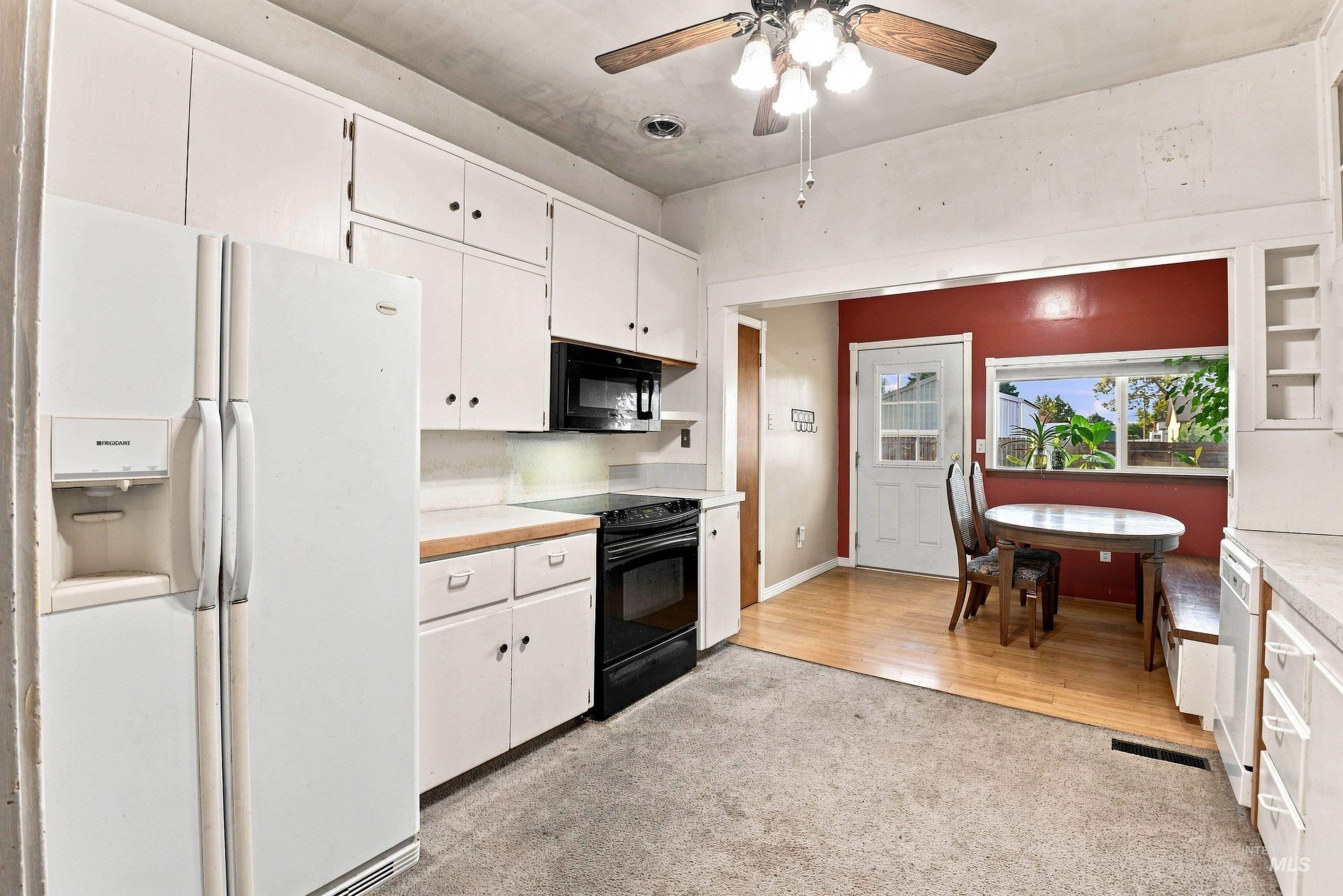 2302 Cherry Street, Caldwell, Idaho 83605, 4 Bedrooms, 2 Bathrooms, Residential For Sale, Price $299,900,MLS 99000076