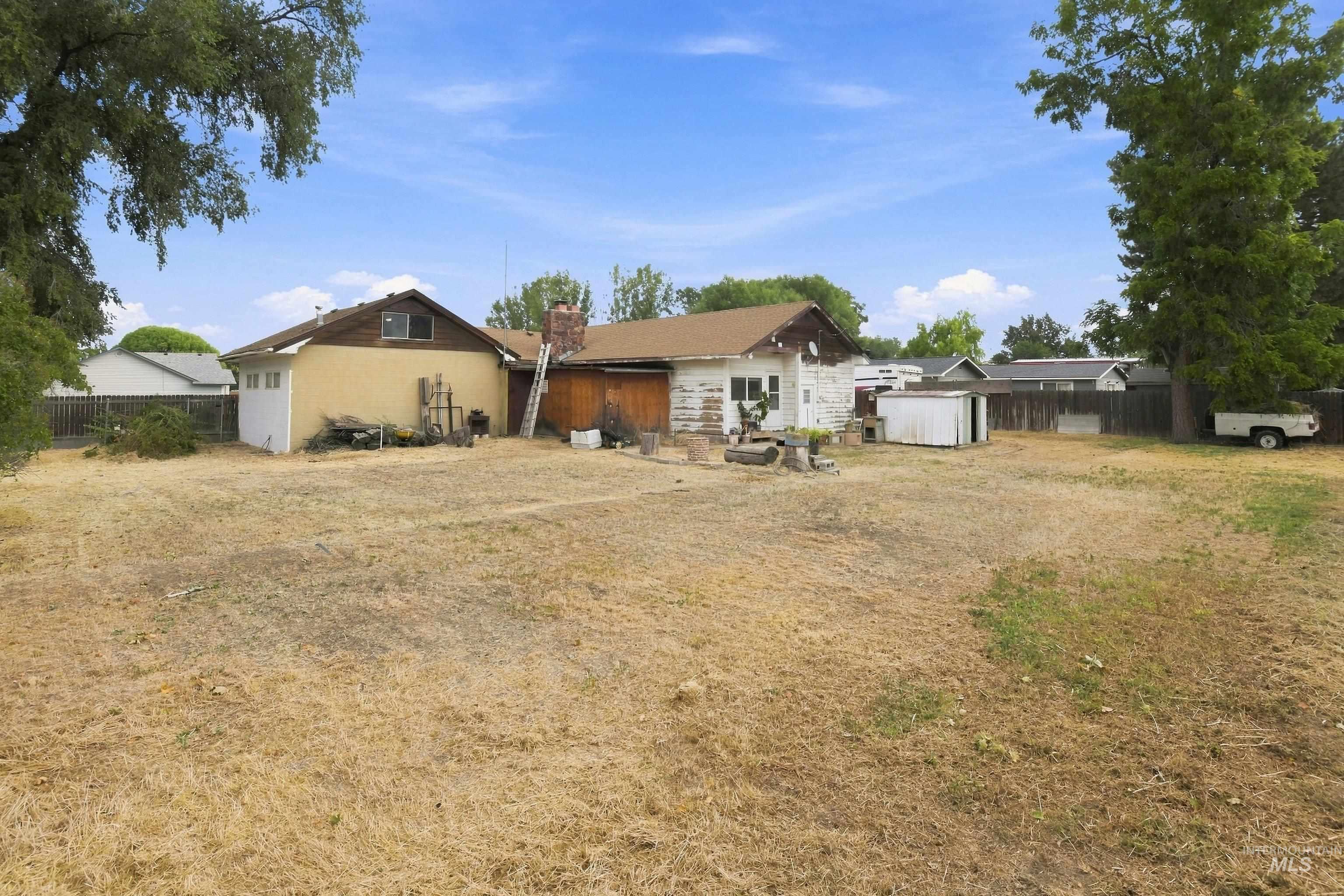 2302 Cherry Street, Caldwell, Idaho 83605, 4 Bedrooms, 2 Bathrooms, Residential For Sale, Price $299,900,MLS 99000076