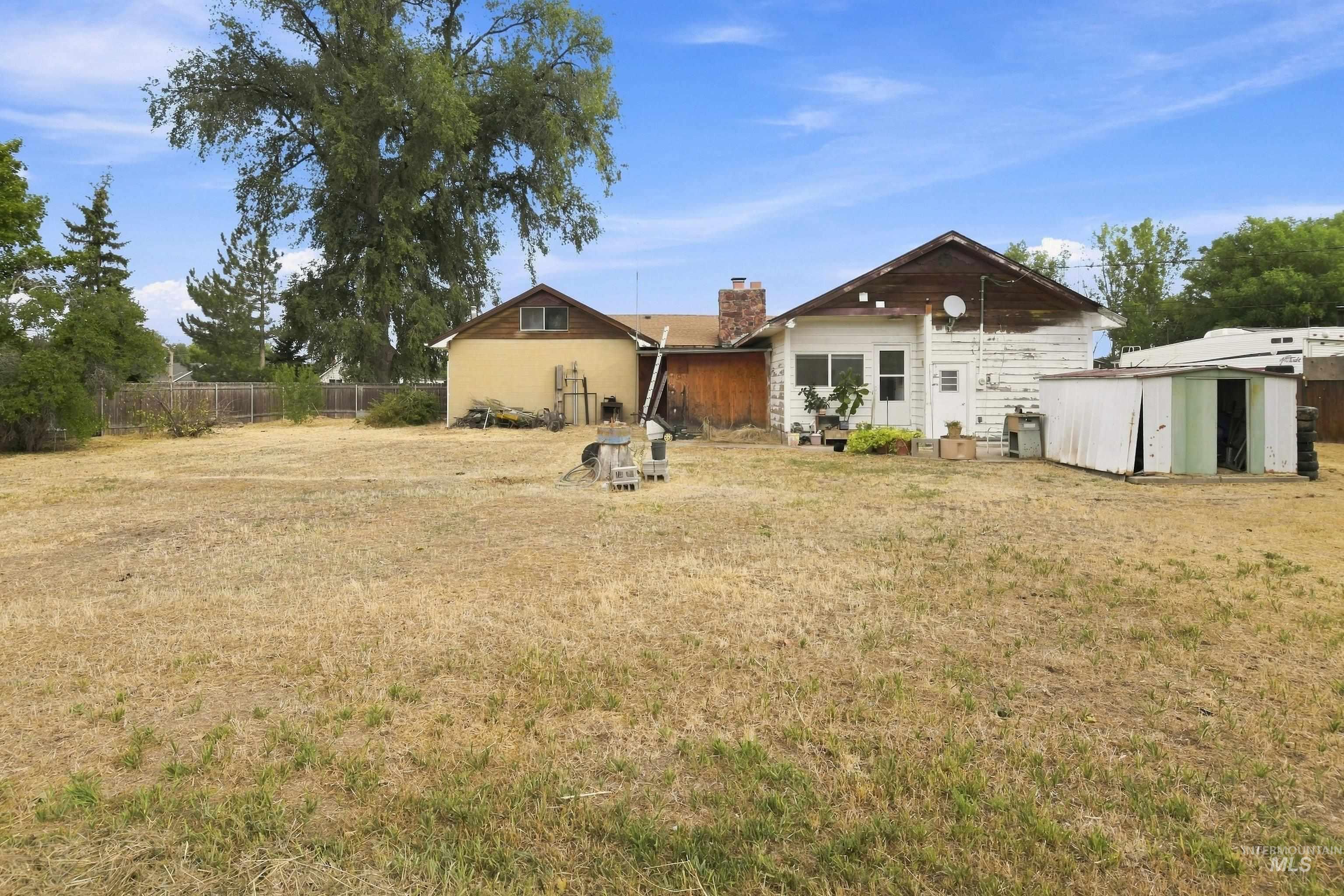 2302 Cherry Street, Caldwell, Idaho 83605, 4 Bedrooms, 2 Bathrooms, Residential For Sale, Price $299,900,MLS 99000076