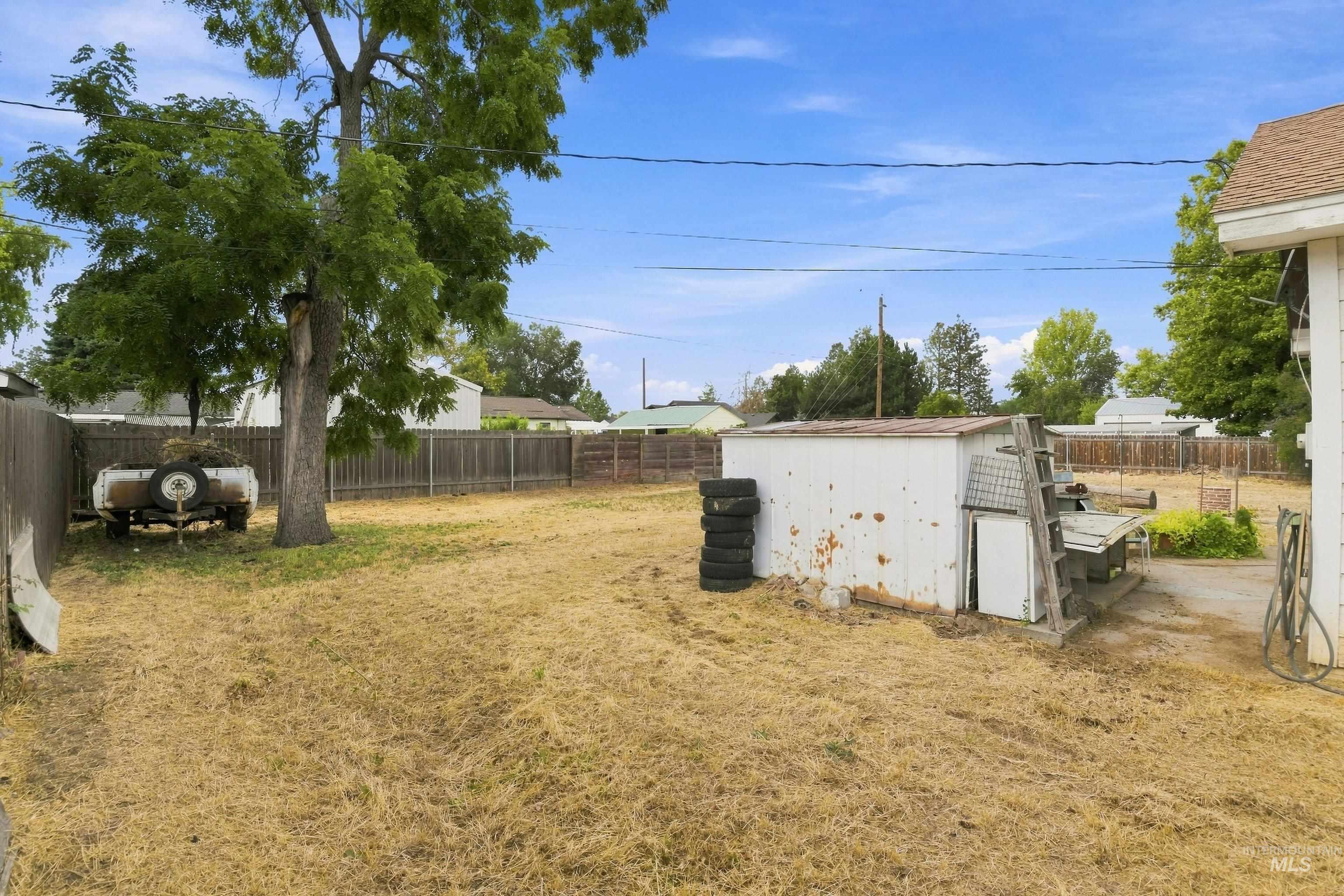 2302 Cherry Street, Caldwell, Idaho 83605, 4 Bedrooms, 2 Bathrooms, Residential For Sale, Price $299,900,MLS 99000076
