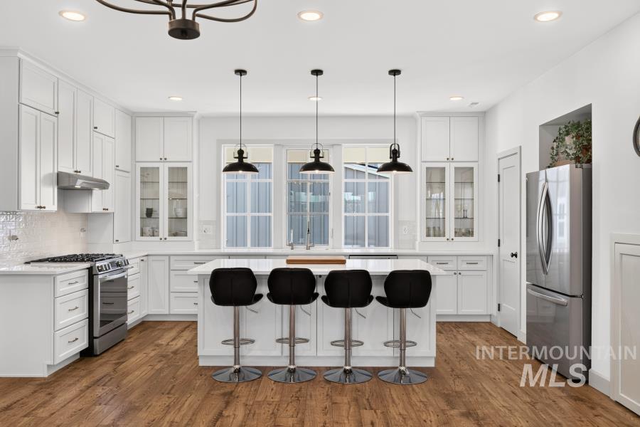 1508 S Picotee Circle, Moscow, Idaho 83843, 3 Bedrooms, 2.5 Bathrooms, Residential For Sale, Price $739,000,MLS 99000078