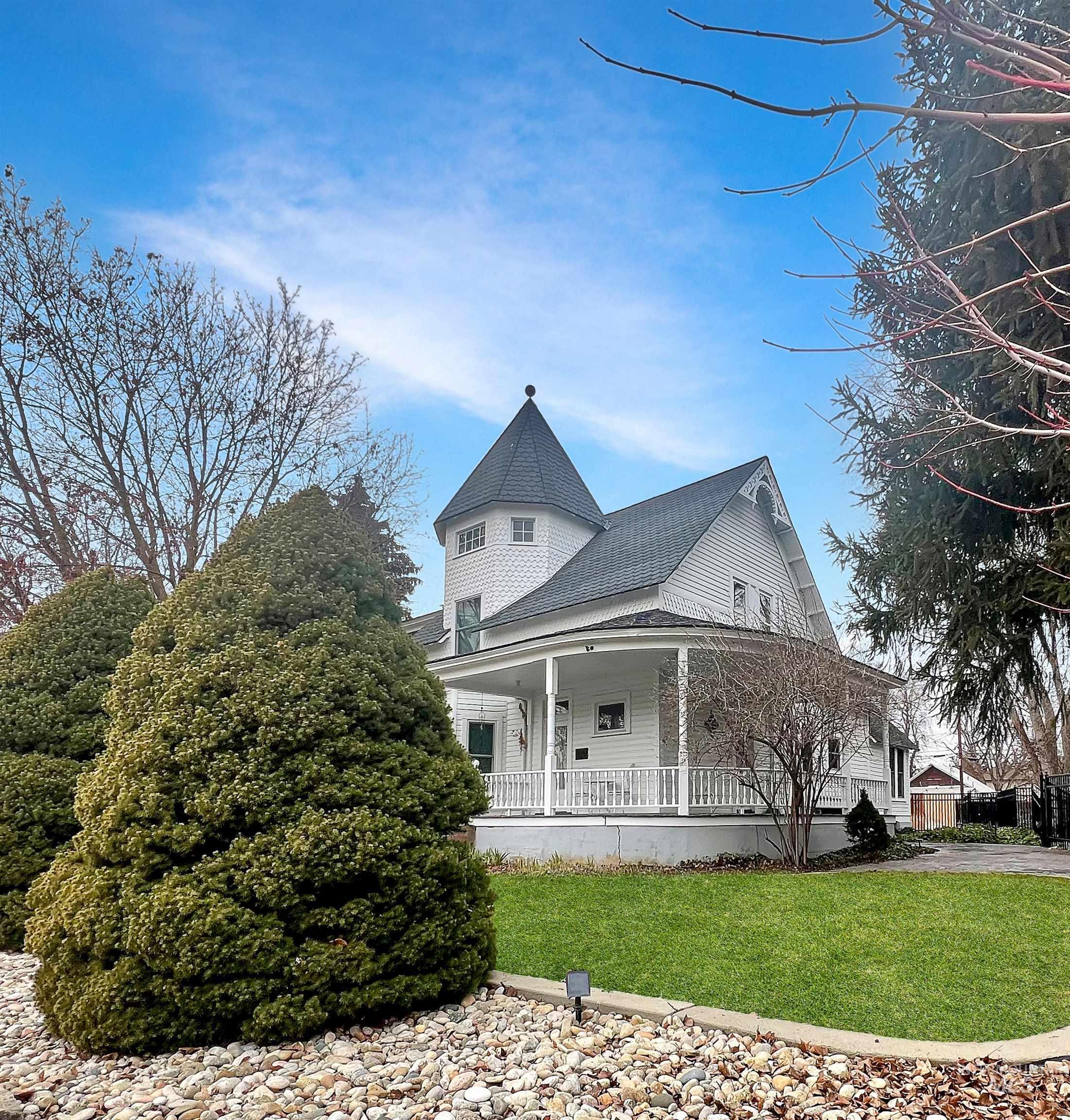 516 E Main, Weiser, Idaho 83672, 3 Bedrooms, 3 Bathrooms, Residential For Sale, Price $539,900,MLS 99000081