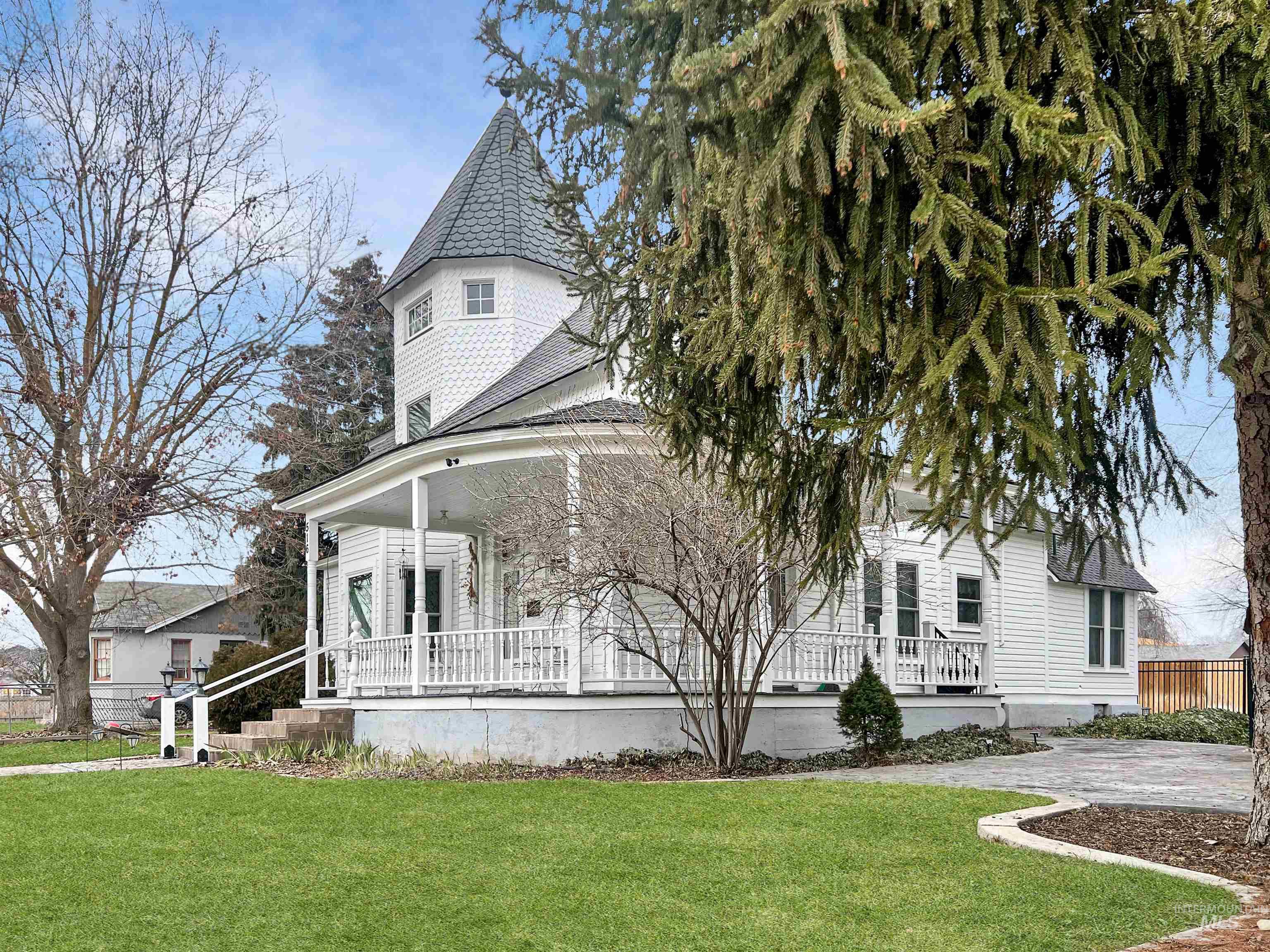516 E Main, Weiser, Idaho 83672, 3 Bedrooms, 3 Bathrooms, Residential For Sale, Price $539,900,MLS 99000081