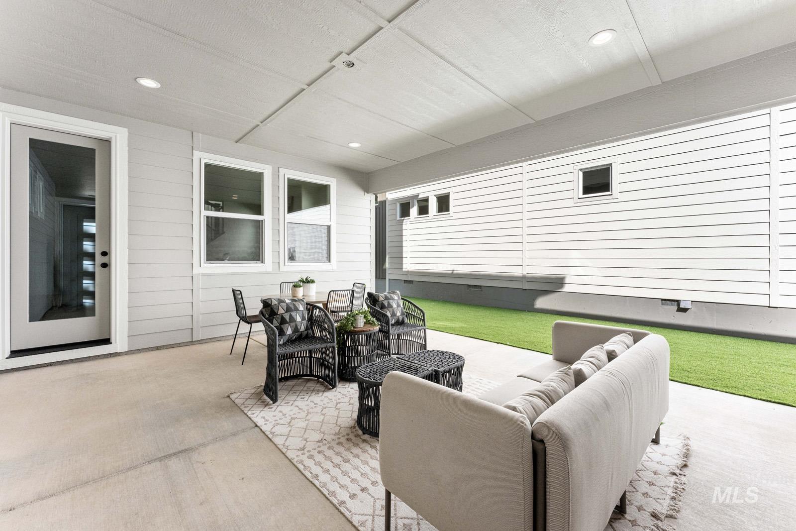13344 N Spring Creek Way, Boise, Idaho 83714, 3 Bedrooms, 2.5 Bathrooms, Residential For Sale, Price $829,041,MLS 99000082