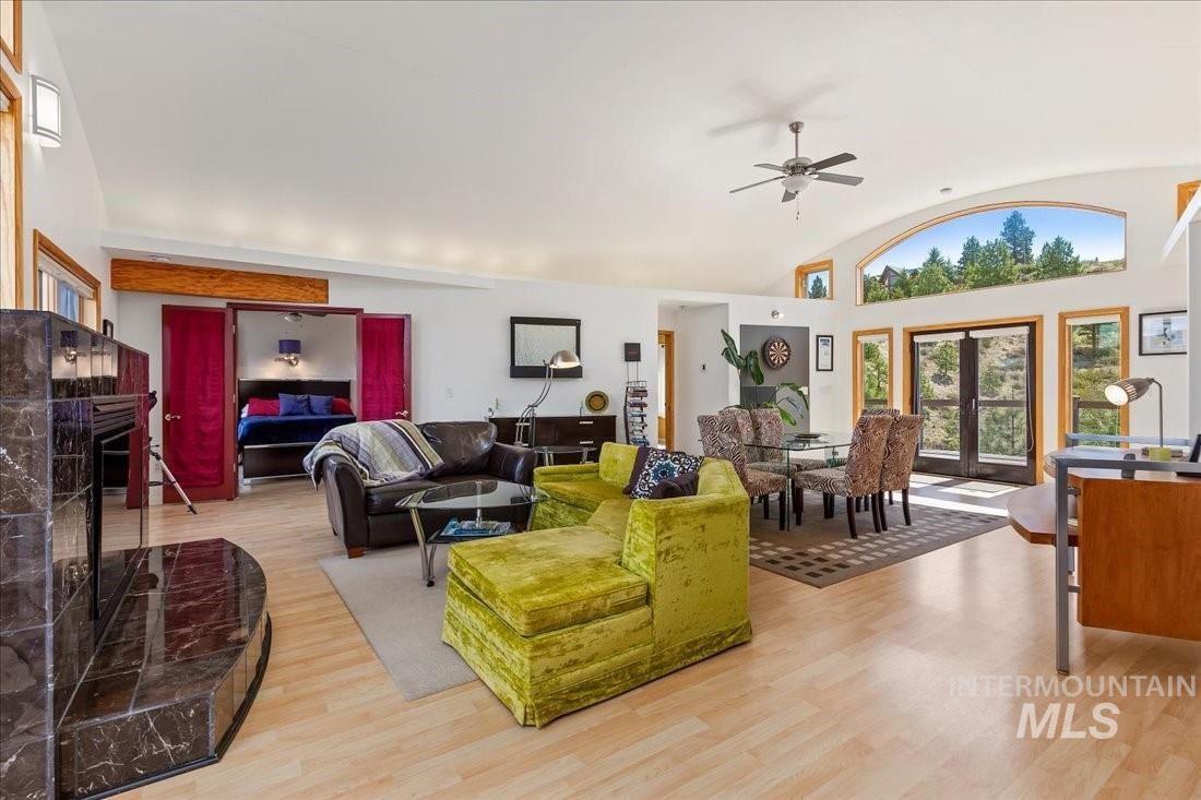 11 Deer Point Cir, Boise, Idaho 83716, 3 Bedrooms, 2 Bathrooms, Residential For Sale, Price $685,000,MLS 99000091
