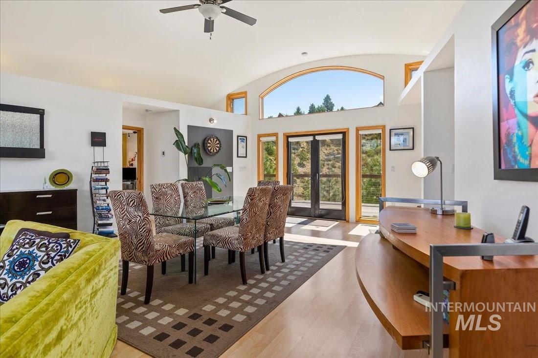 11 Deer Point Cir, Boise, Idaho 83716, 3 Bedrooms, 2 Bathrooms, Residential For Sale, Price $685,000,MLS 99000091