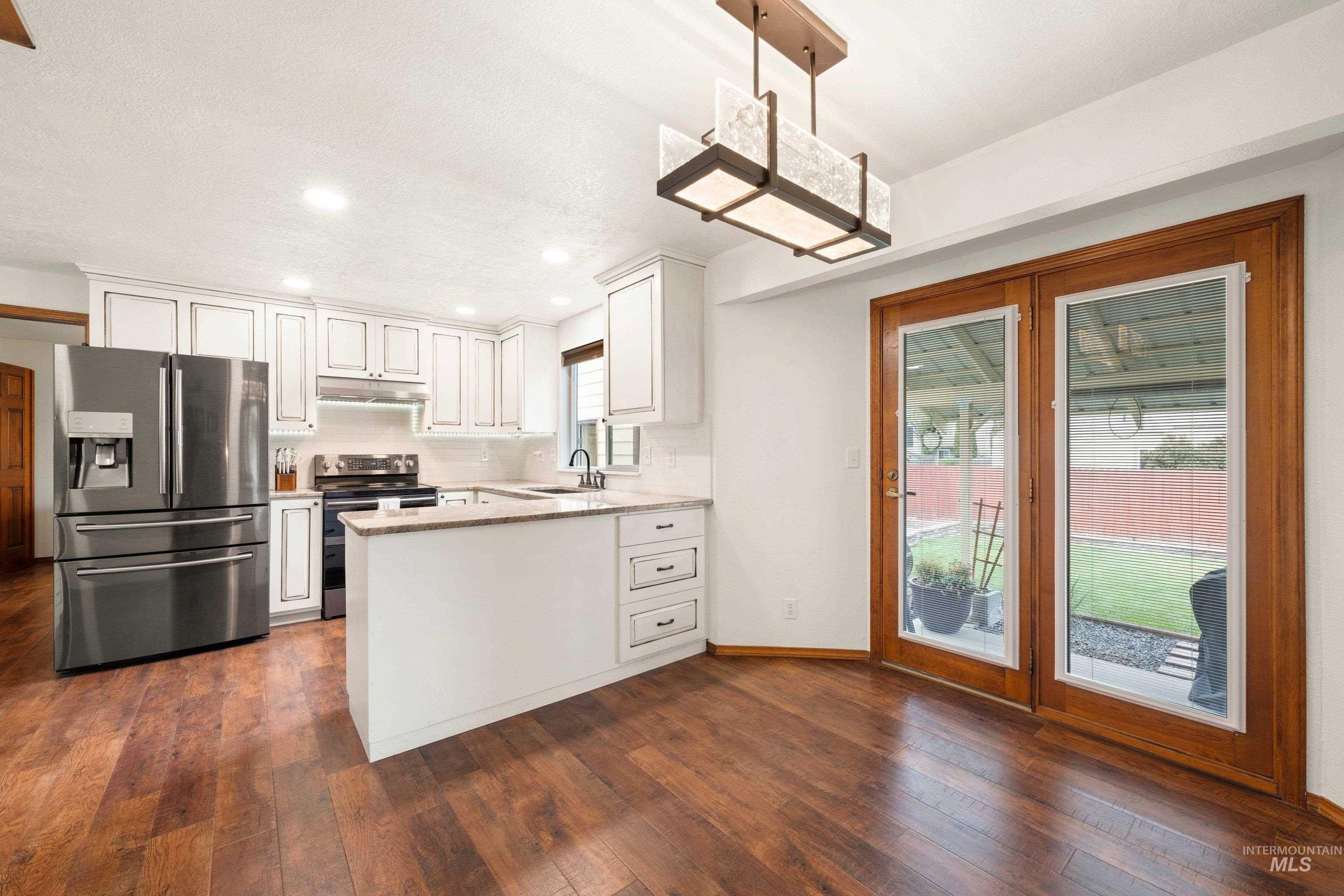 1921 N Incline Way, Meridian, Idaho 83646, 4 Bedrooms, 2.5 Bathrooms, Residential For Sale, Price $515,000,MLS 99000093