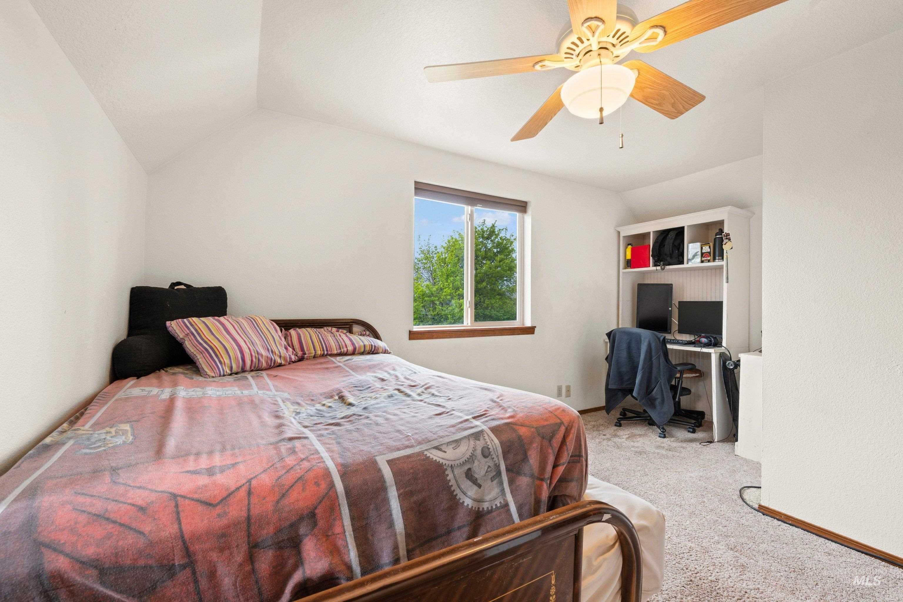 1921 N Incline Way, Meridian, Idaho 83646, 4 Bedrooms, 2.5 Bathrooms, Residential For Sale, Price $515,000,MLS 99000093