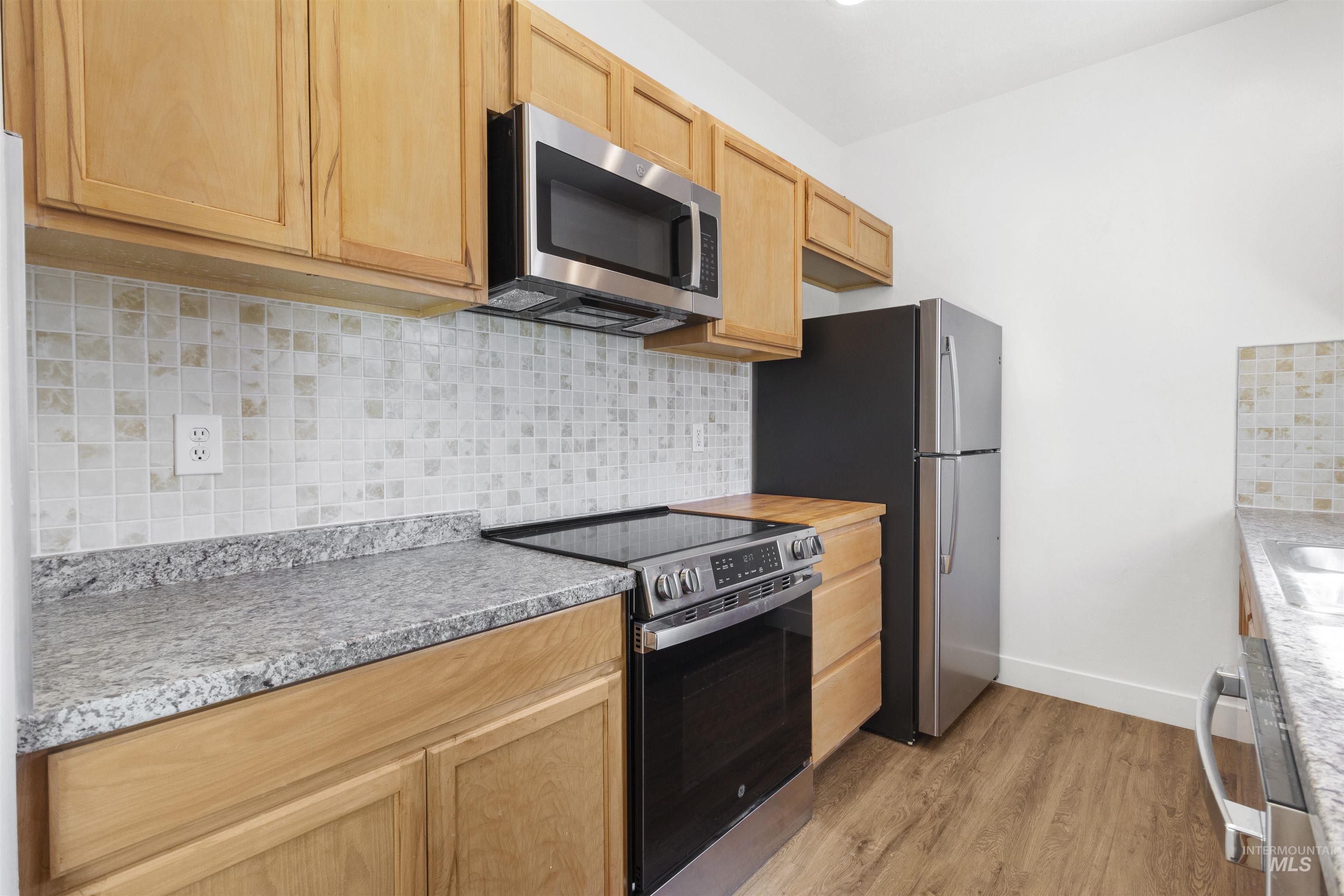 925 22nd Ave East, Jerome, Idaho 83338, 3 Bedrooms, 2 Bathrooms, Residential For Sale, Price $325,000,MLS 99000097