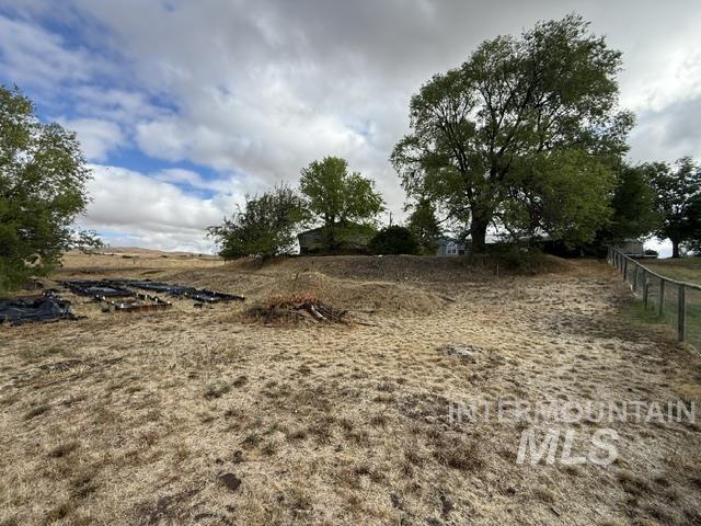 555 Cemetery Road, Cambridge, Idaho 83610, 3 Bedrooms, 2 Bathrooms, Residential For Sale, Price $295,000,MLS 99000099