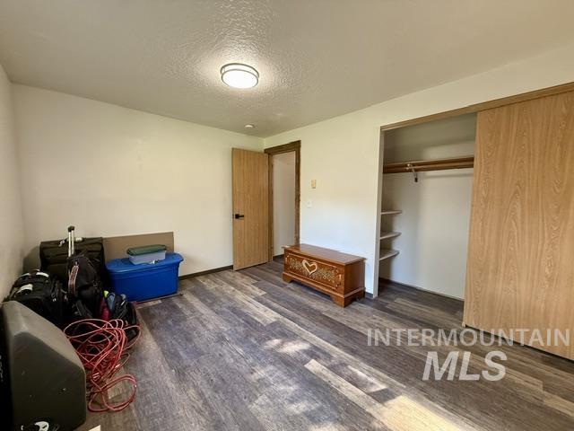 11230 N River Road, Payette, Idaho 83661, 3 Bedrooms, 2 Bathrooms, Residential For Sale, Price $715,000,MLS 99000101