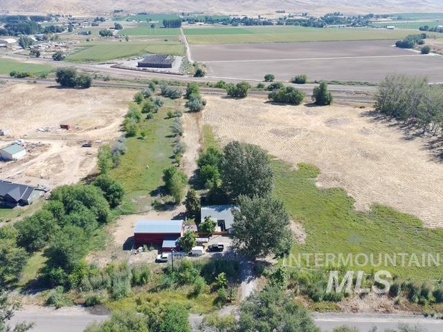 11230 N River Road, Payette, Idaho 83661, 3 Bedrooms, 2 Bathrooms, Residential For Sale, Price $715,000,MLS 99000101