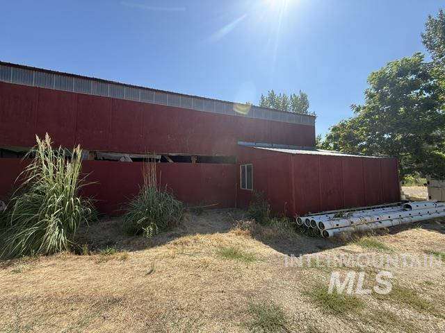 11230 N River Road, Payette, Idaho 83661, 3 Bedrooms, 2 Bathrooms, Residential For Sale, Price $715,000,MLS 99000101