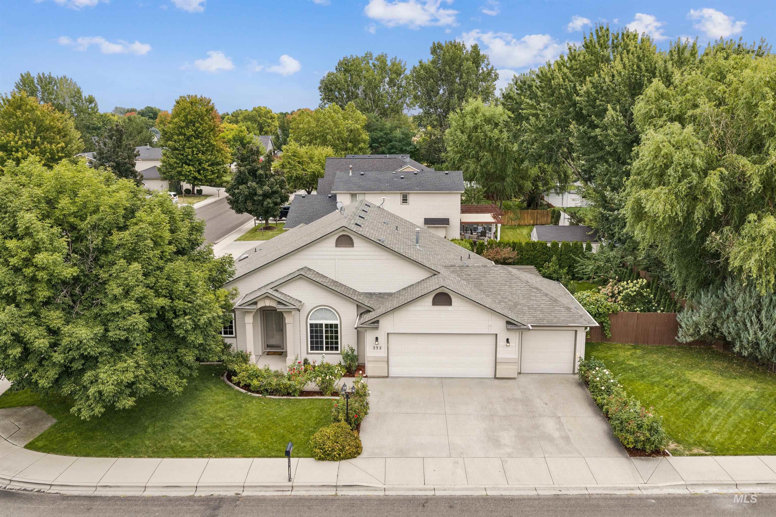 232 Taurus Way, Star, Idaho 83669, 3 Bedrooms, 2 Bathrooms, Residential For Sale, Price $469,000, 99000103