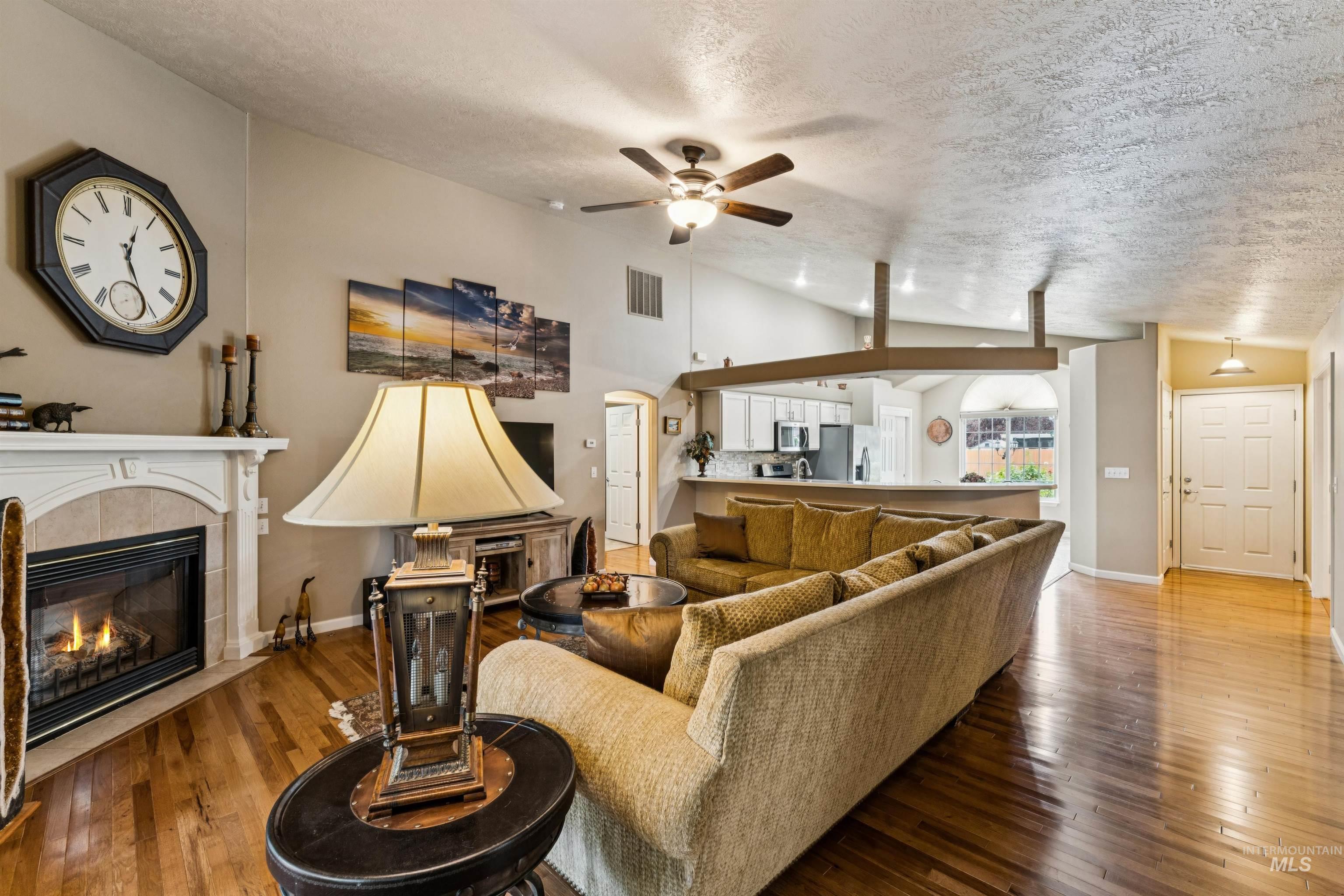 232 Taurus Way, Star, Idaho 83669, 3 Bedrooms, 2 Bathrooms, Residential For Sale, Price $469,000, 99000103