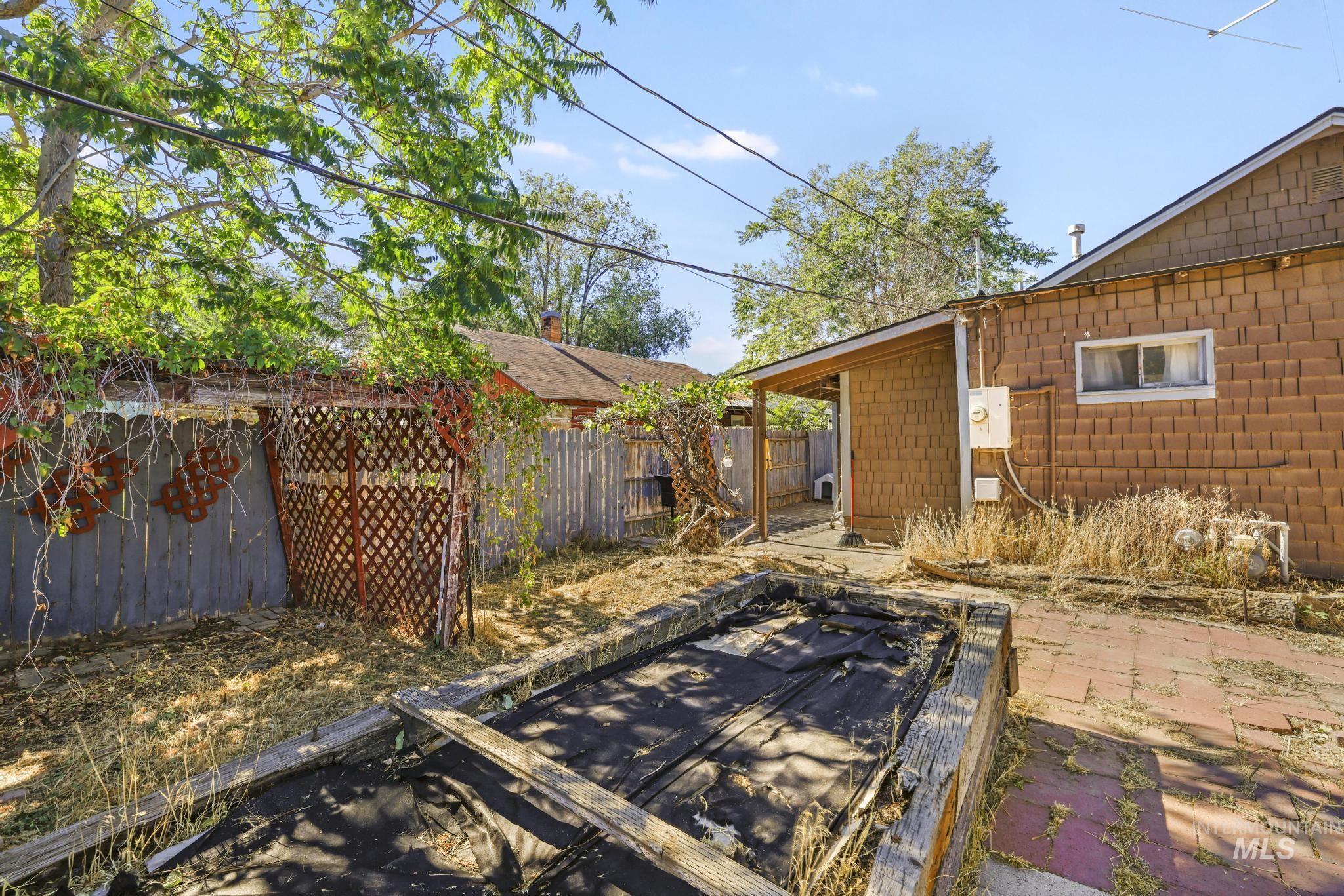 412 7th Ave N, Buhl, Idaho 83316, 2 Bedrooms, 1 Bathroom, Residential For Sale, Price $220,000,MLS 99000104