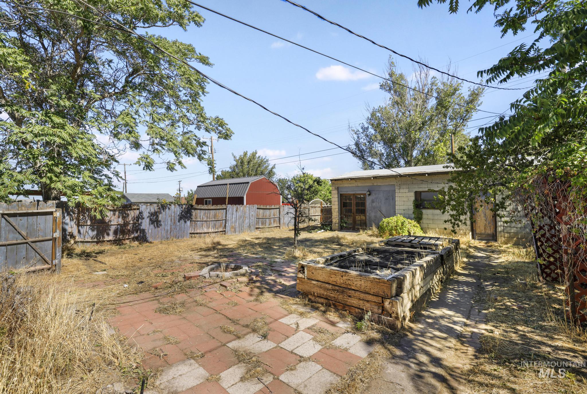 412 7th Ave N, Buhl, Idaho 83316, 2 Bedrooms, 1 Bathroom, Residential For Sale, Price $220,000,MLS 99000104