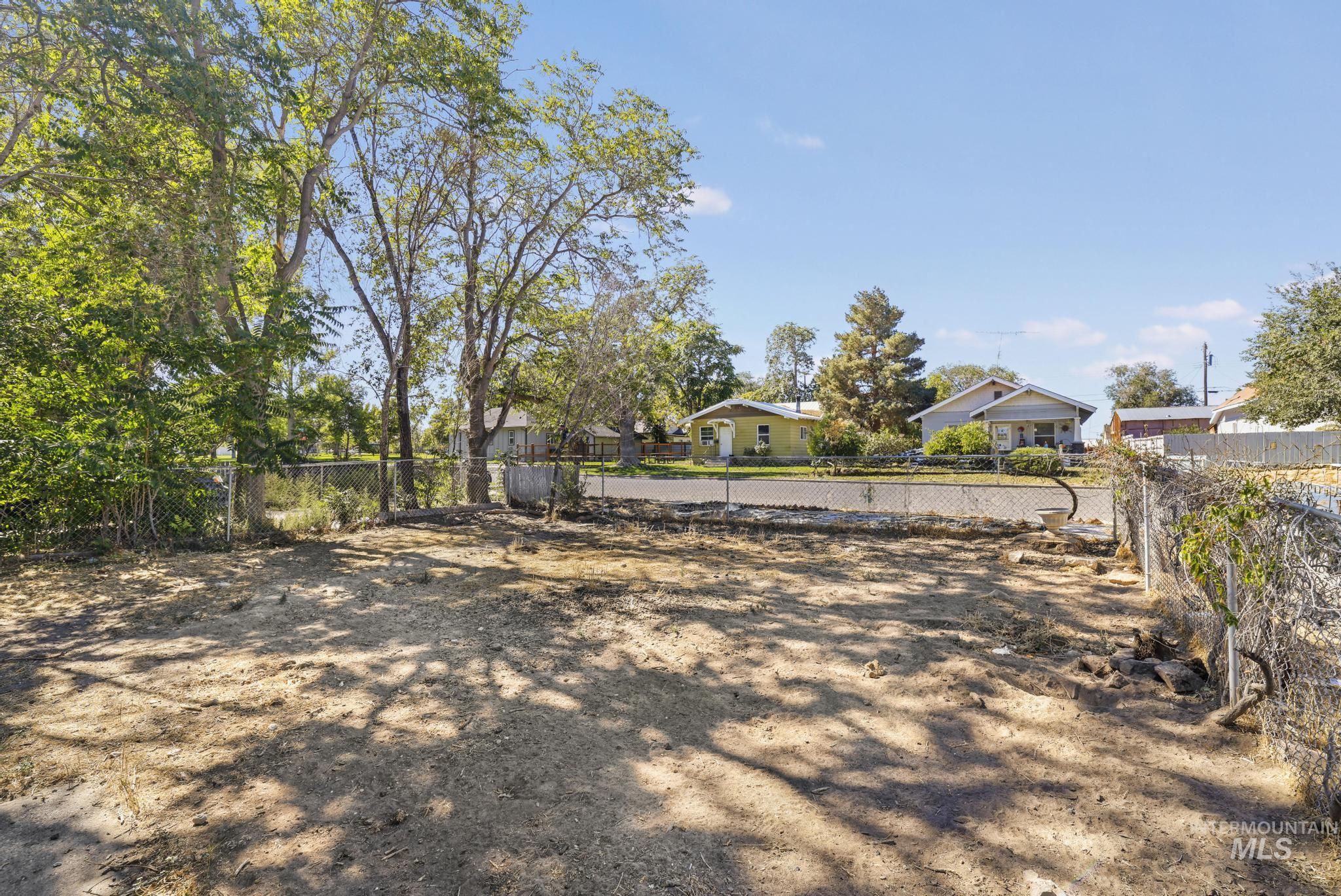 412 7th Ave N, Buhl, Idaho 83316, 2 Bedrooms, 1 Bathroom, Residential For Sale, Price $220,000,MLS 99000104