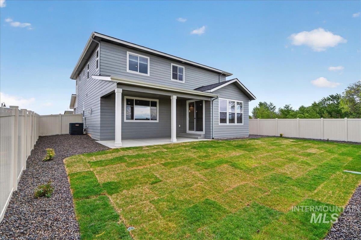 182 N Morty Ave, Kuna, Idaho 83634, 5 Bedrooms, 3 Bathrooms, Residential For Sale, Price $699,990,MLS 99000108