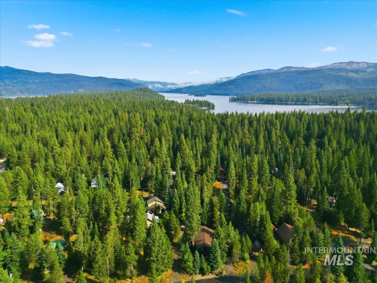 1029 Cee Way Loop, McCall, Idaho 83638, 3 Bedrooms, 3.5 Bathrooms, Residential For Sale, Price $1,395,000,MLS 99000109