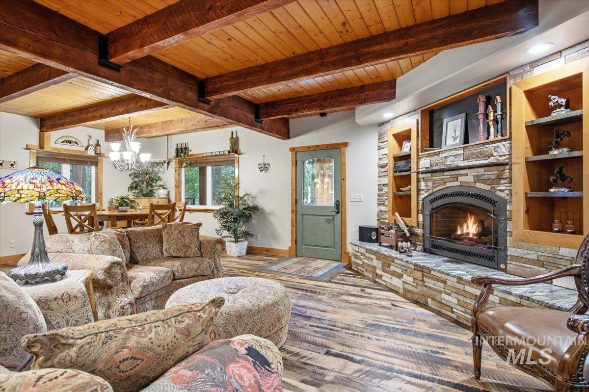 1029 Cee Way Loop, McCall, Idaho 83638, 3 Bedrooms, 3.5 Bathrooms, Residential For Sale, Price $1,395,000,MLS 99000109