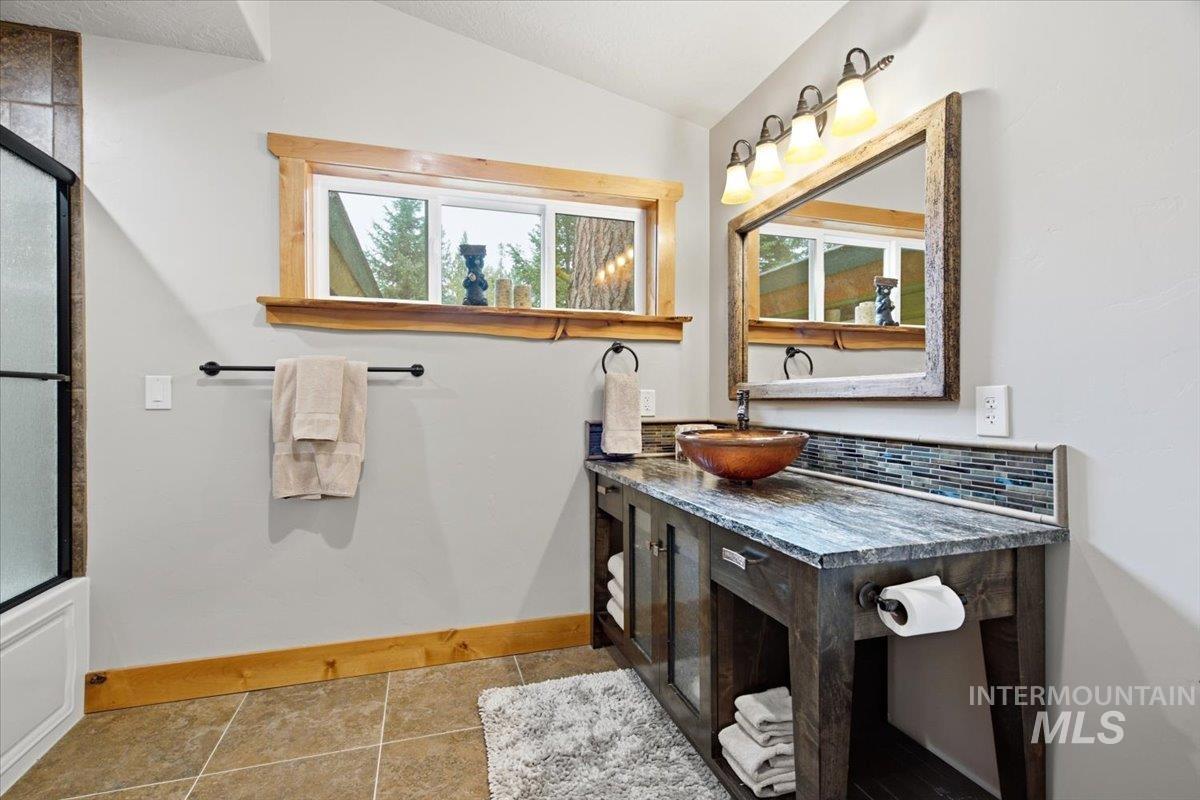 1029 Cee Way Loop, McCall, Idaho 83638, 3 Bedrooms, 3.5 Bathrooms, Residential For Sale, Price $1,395,000,MLS 99000109