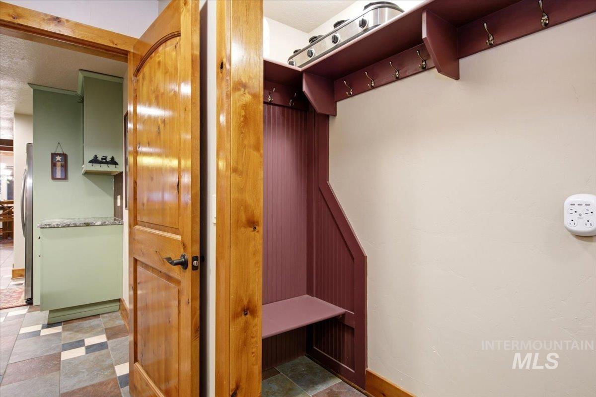 1029 Cee Way Loop, McCall, Idaho 83638, 3 Bedrooms, 3.5 Bathrooms, Residential For Sale, Price $1,395,000,MLS 99000109