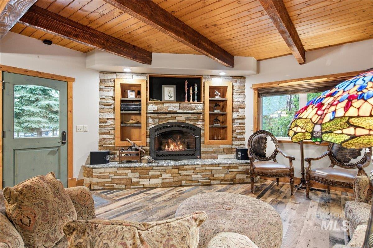 1029 Cee Way Loop, McCall, Idaho 83638, 3 Bedrooms, 3.5 Bathrooms, Residential For Sale, Price $1,395,000,MLS 99000109