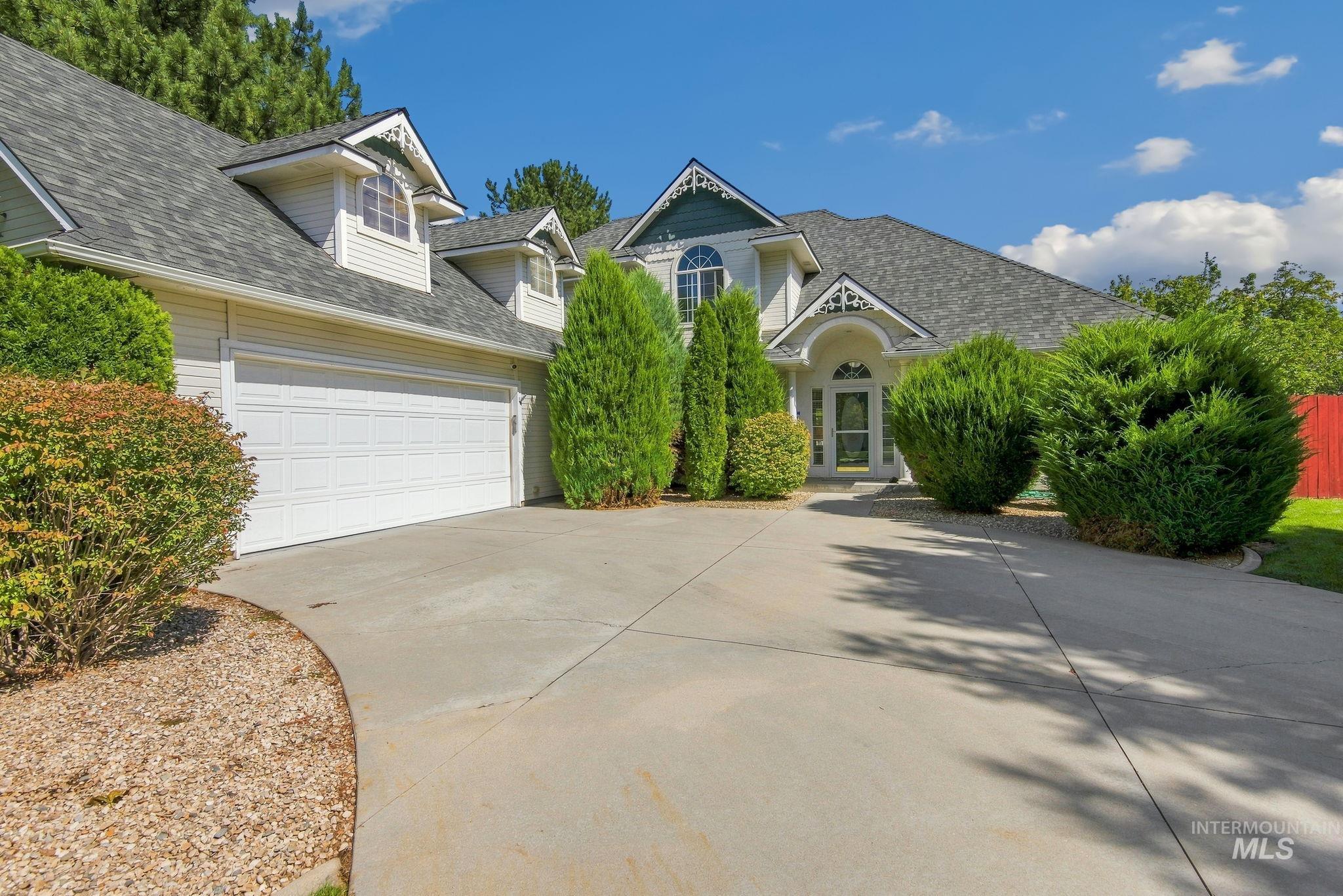 2118 N Springland pl, Boise, Idaho 83713, 4 Bedrooms, 4 Bathrooms, Residential For Sale, Price $635,000,MLS 99000112