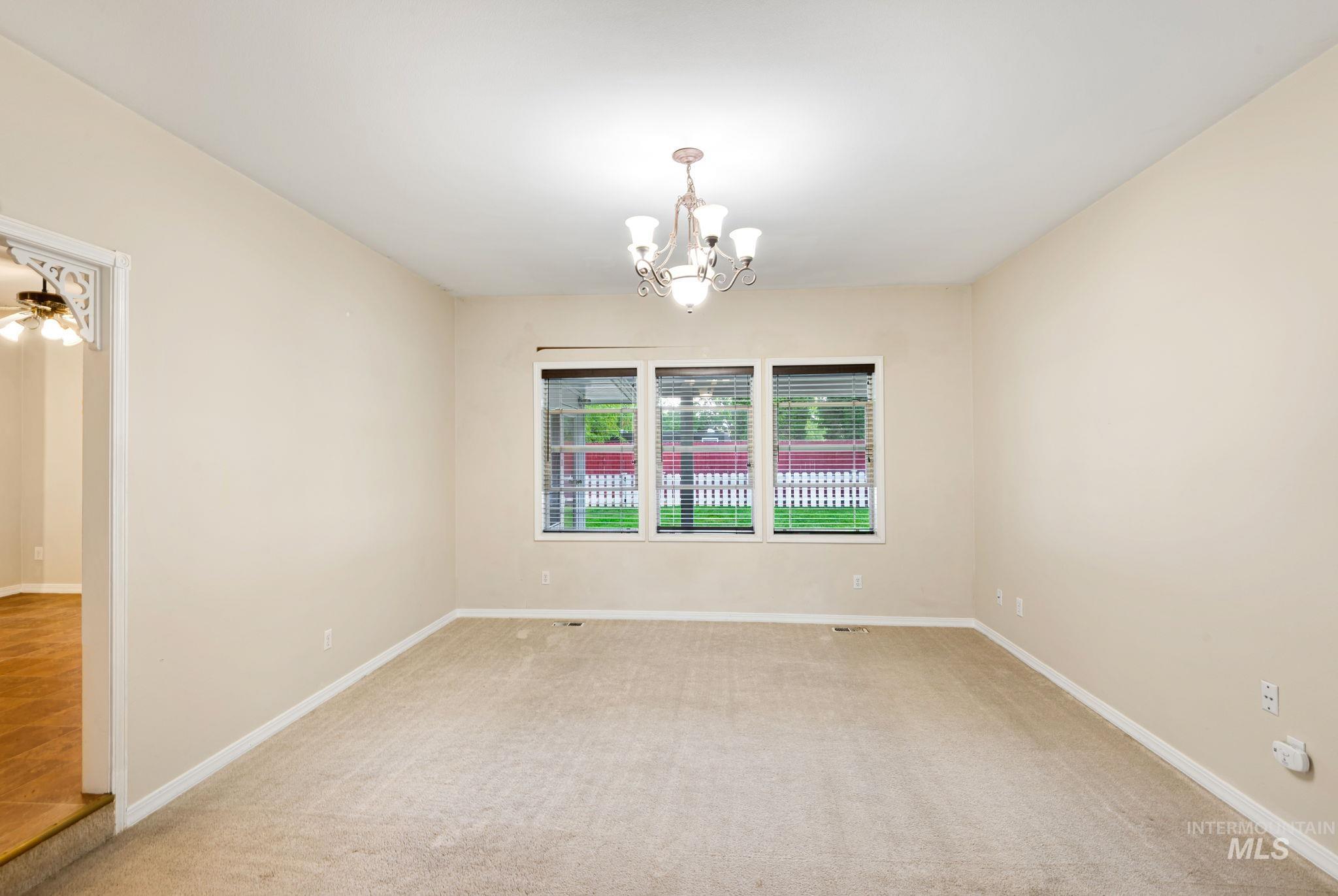 2118 N Springland pl, Boise, Idaho 83713, 4 Bedrooms, 4 Bathrooms, Residential For Sale, Price $635,000,MLS 99000112