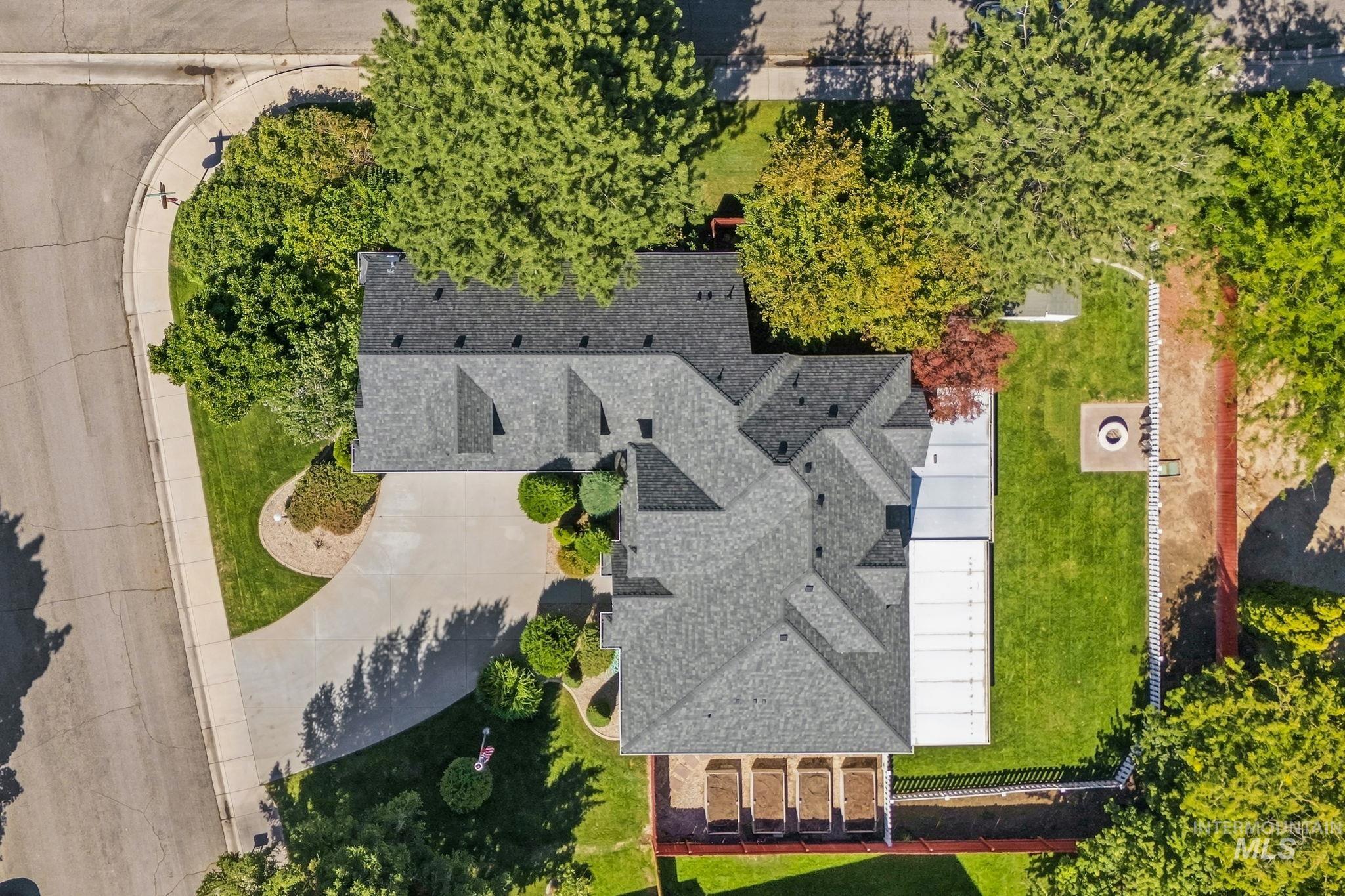 2118 N Springland pl, Boise, Idaho 83713, 4 Bedrooms, 4 Bathrooms, Residential For Sale, Price $635,000,MLS 99000112