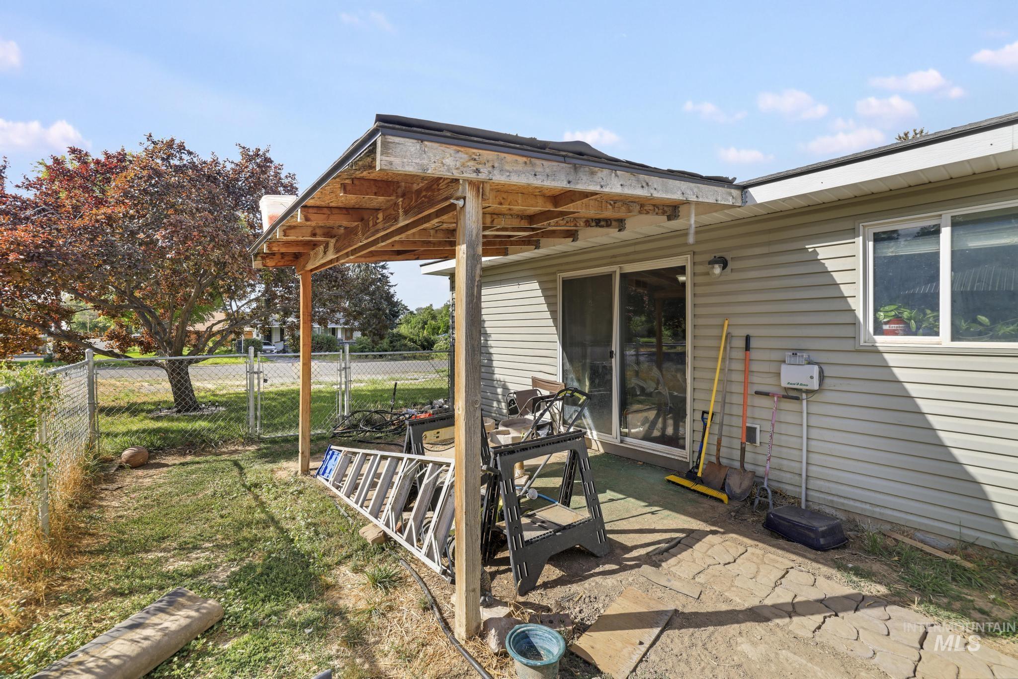 228 E Ave D, Jerome, Idaho 83338, 3 Bedrooms, 2 Bathrooms, Residential For Sale, Price $295,000,MLS 99000120