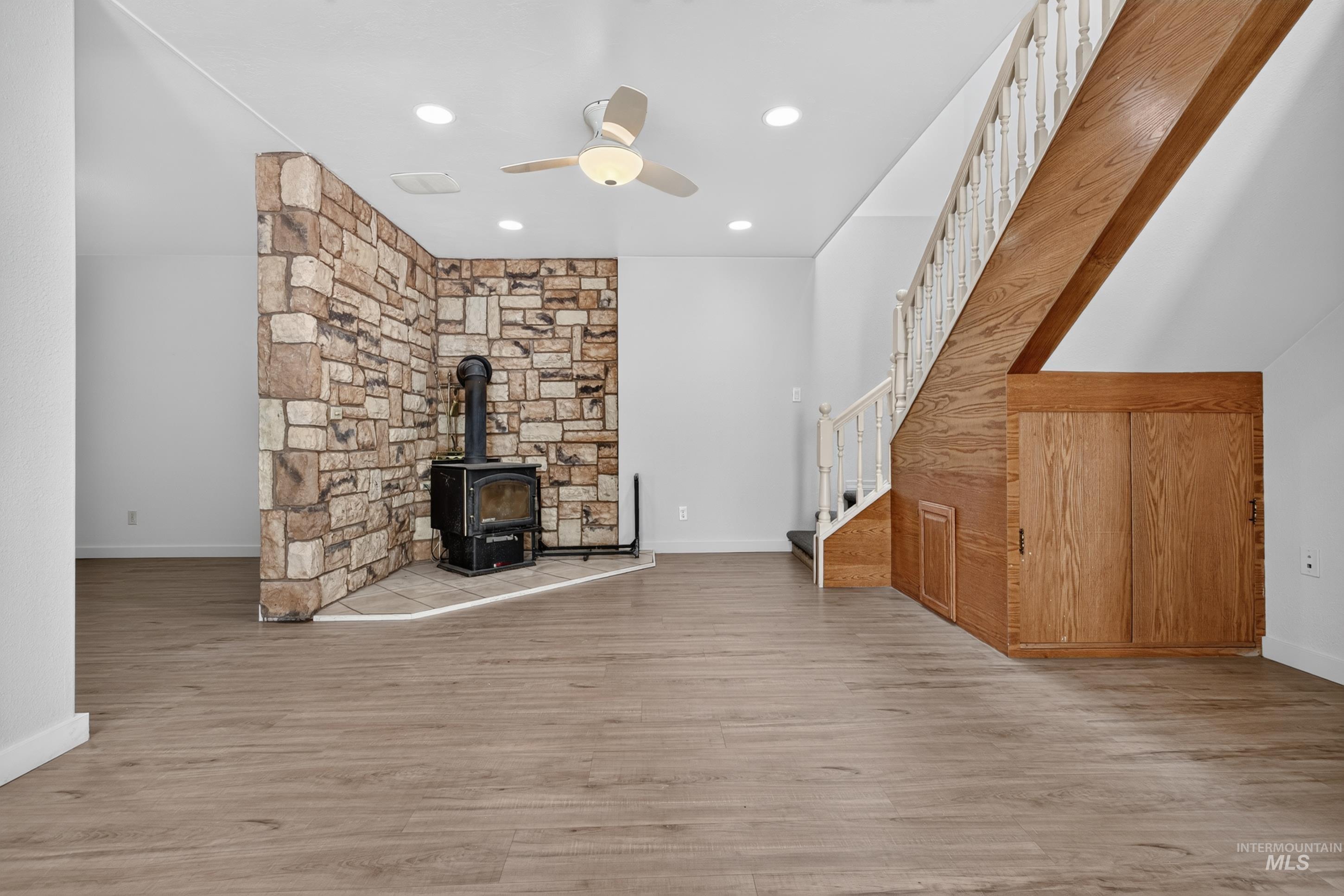 9590 Foothill Rd, Middleton, Idaho 83644, 5 Bedrooms, 2.5 Bathrooms, Residential For Sale, Price $895,000,MLS 99000128