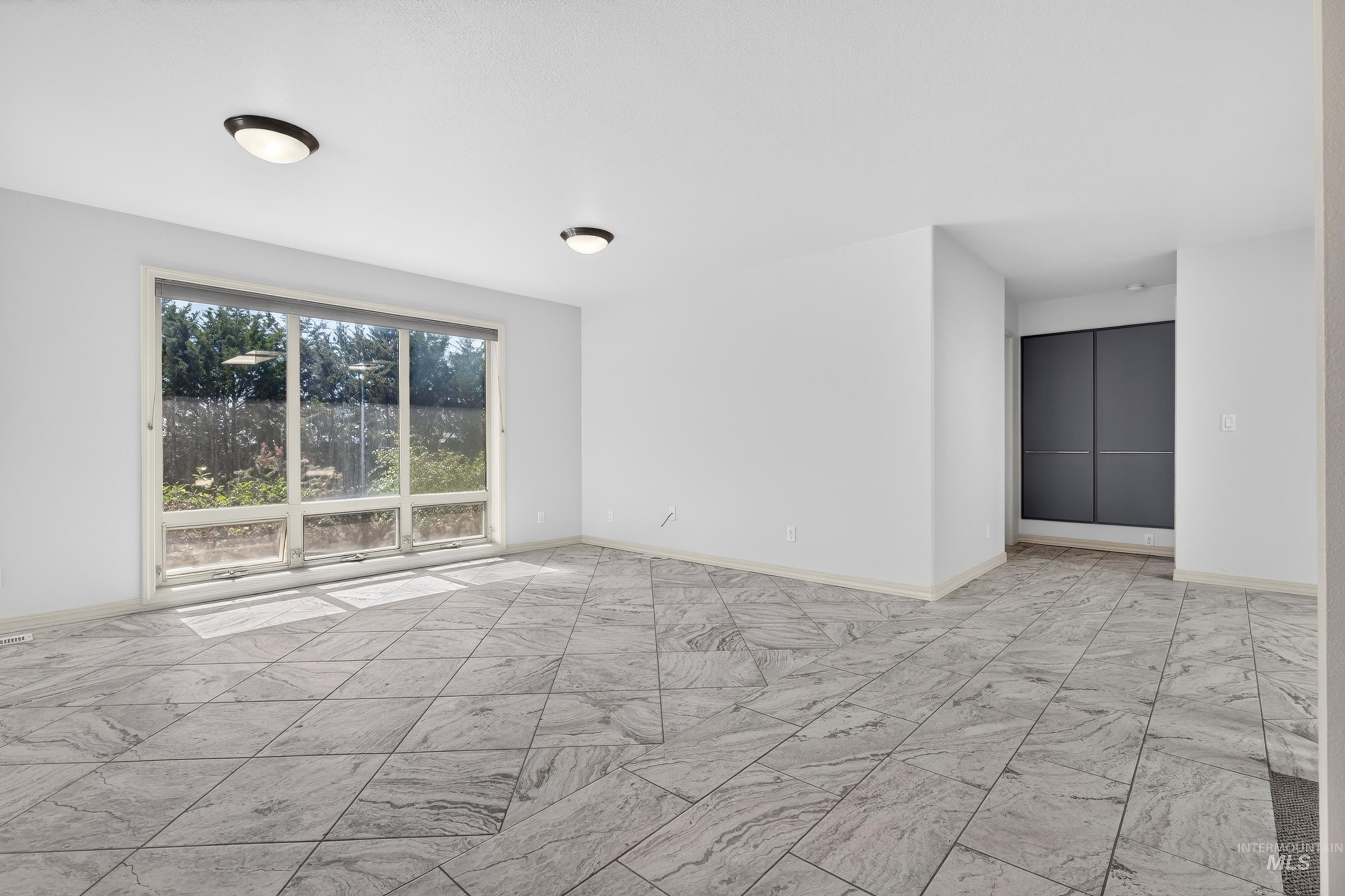 9590 Foothill Rd, Middleton, Idaho 83644, 5 Bedrooms, 2.5 Bathrooms, Residential For Sale, Price $895,000,MLS 99000128