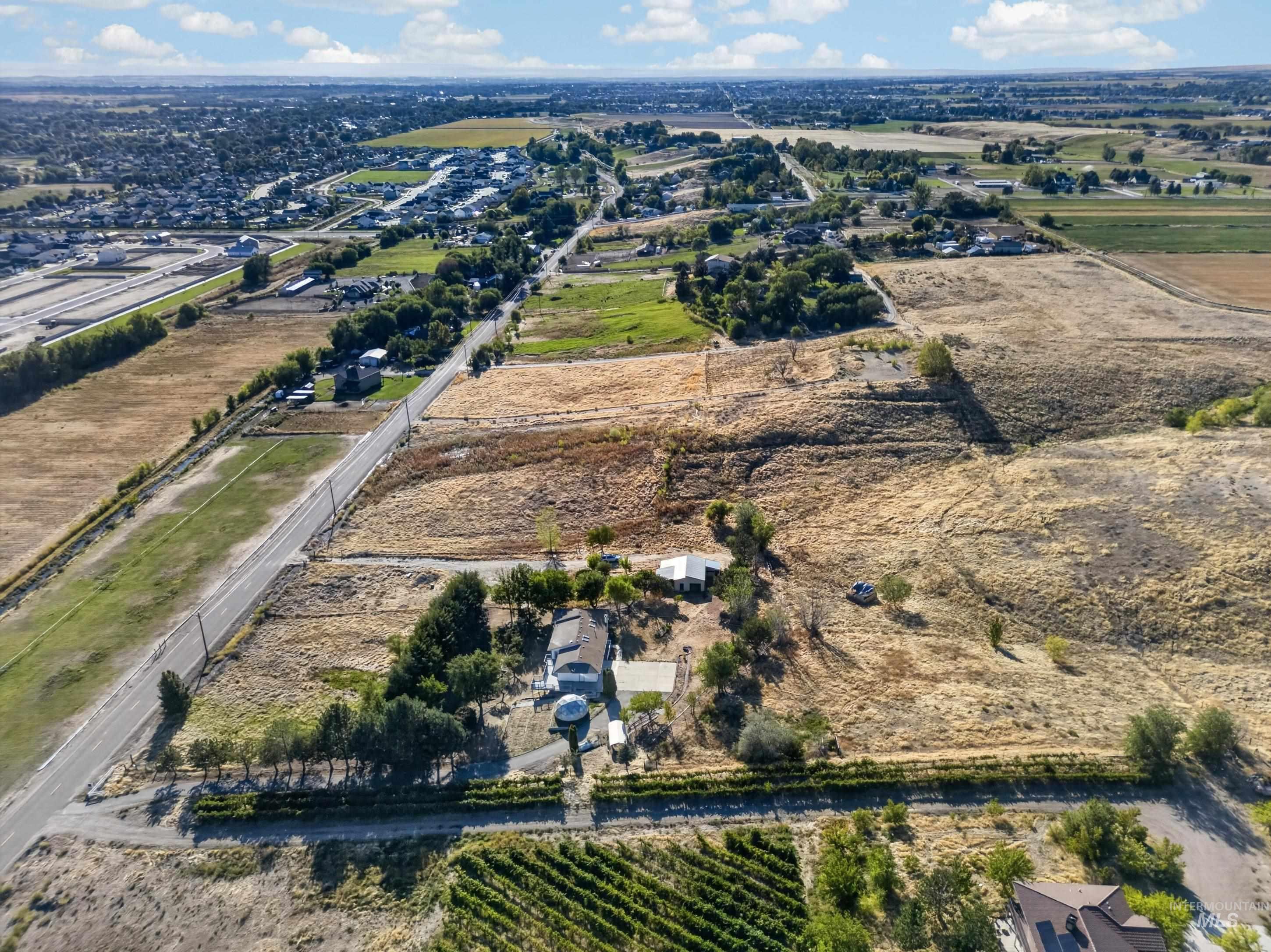 9590 Foothill Rd, Middleton, Idaho 83644, 5 Bedrooms, 2.5 Bathrooms, Residential For Sale, Price $895,000,MLS 99000128