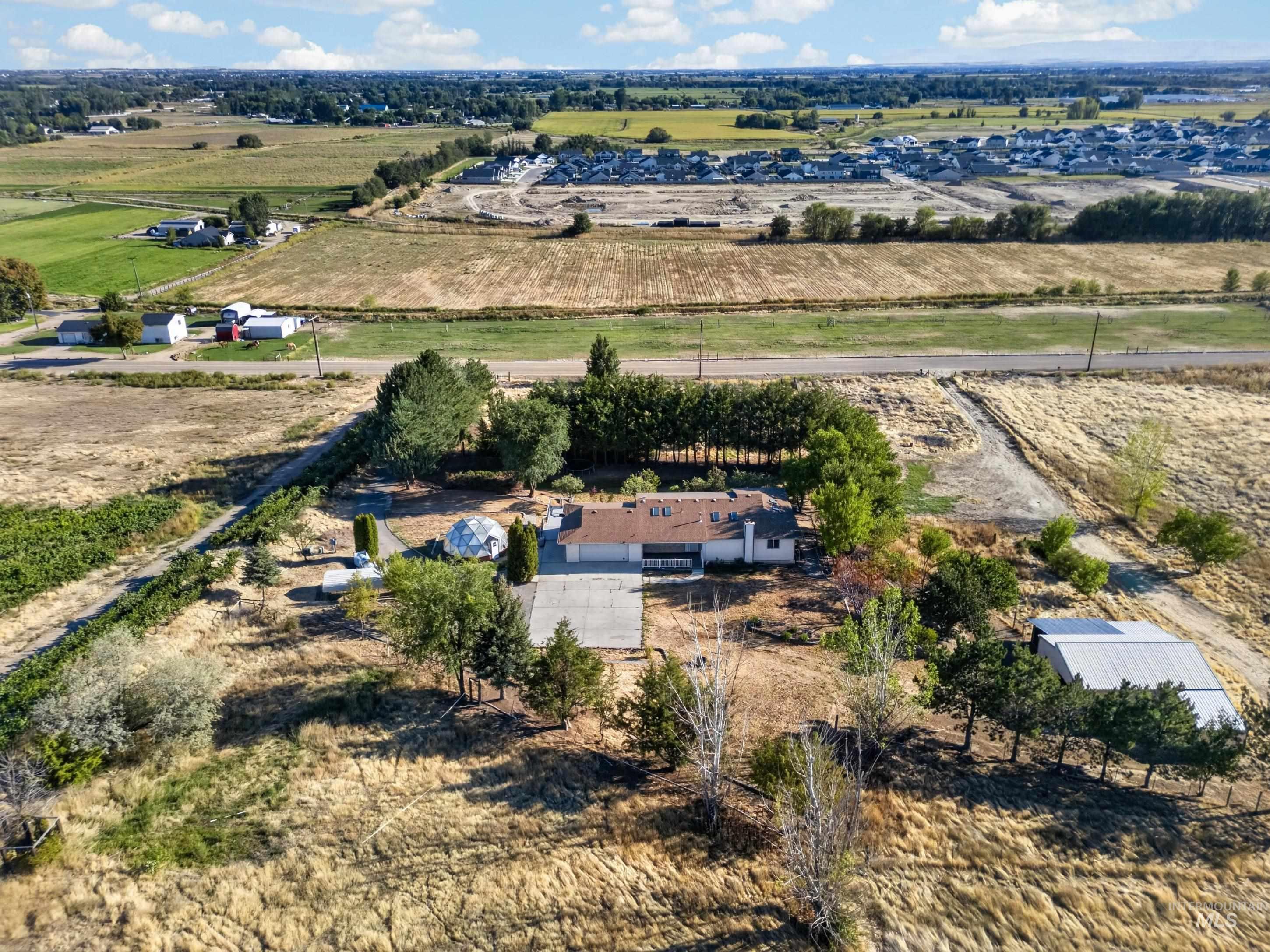 9590 Foothill Rd, Middleton, Idaho 83644, 5 Bedrooms, 2.5 Bathrooms, Residential For Sale, Price $895,000,MLS 99000128