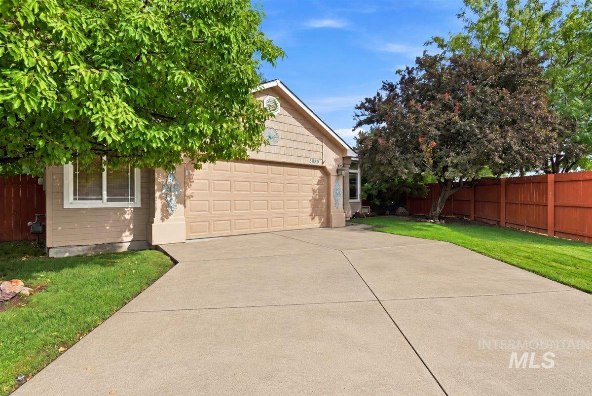 5880 S Staaten Ave, Boise, Idaho 83709, 3 Bedrooms, 2 Bathrooms, Residential For Sale, Price $479,900,MLS 99000130