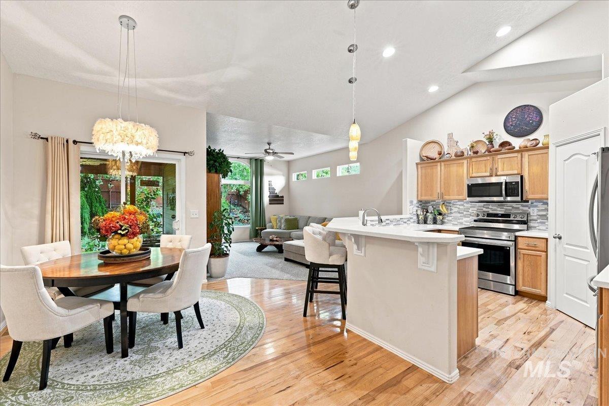 5880 S Staaten Ave, Boise, Idaho 83709, 3 Bedrooms, 2 Bathrooms, Residential For Sale, Price $479,900,MLS 99000130